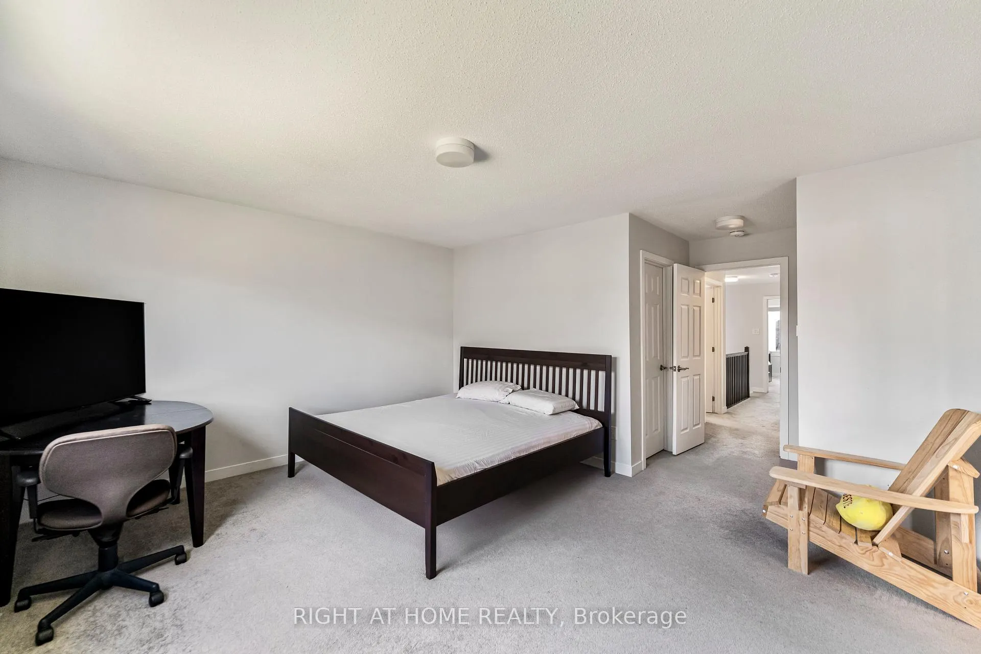 Photo 31 of 221 Billrian Crescent, Ottawa, Stittsville (North) — HOMEH