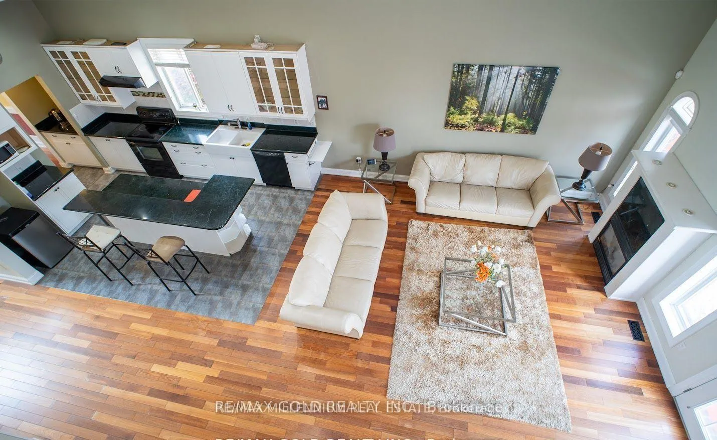 Photo 6 of 8905 McGarry Drive, Niagara Falls, Forestview — HOMEH