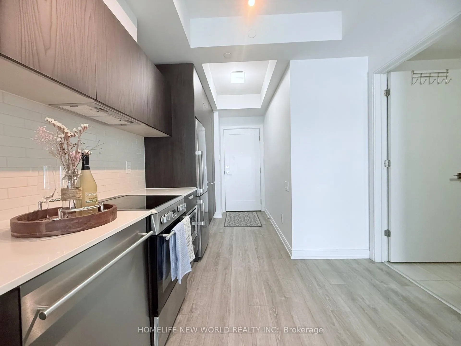 Photo 8 of Unit 4506, 50 Charles Street E, Toronto, Church-Yonge Corridor — HOMEH