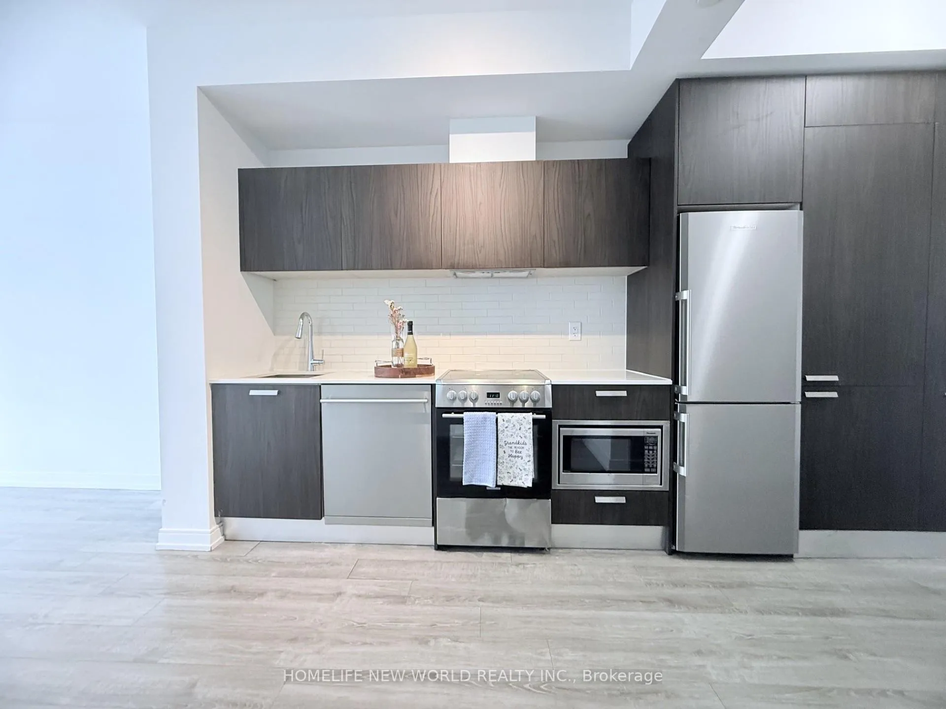 Photo 10 of Unit 4506, 50 Charles Street E, Toronto, Church-Yonge Corridor — HOMEH