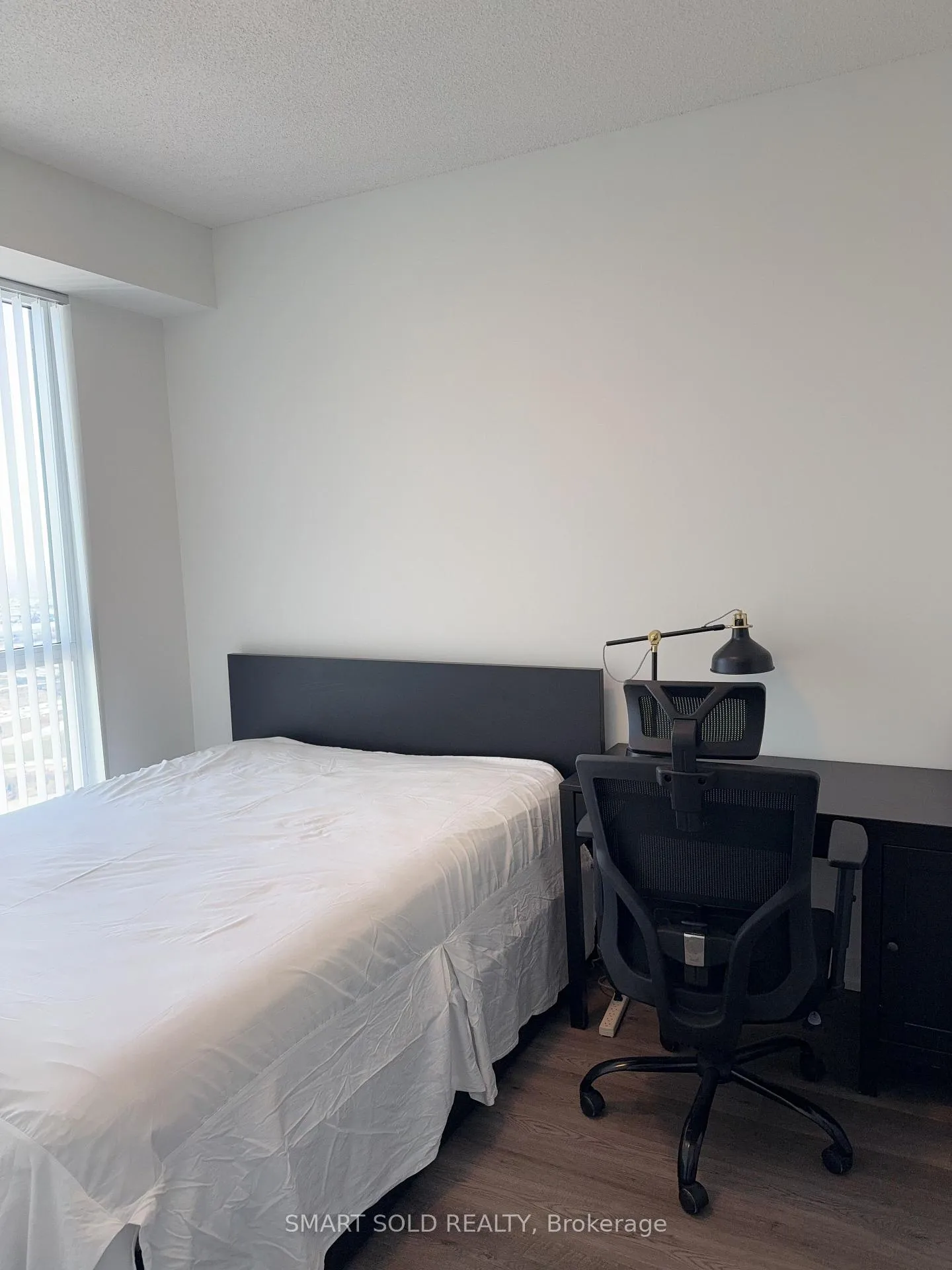 Photo 7 of Unit 5611, 8 Interchange Way, Vaughan, Vaughan Corporate Centre — HOMEH