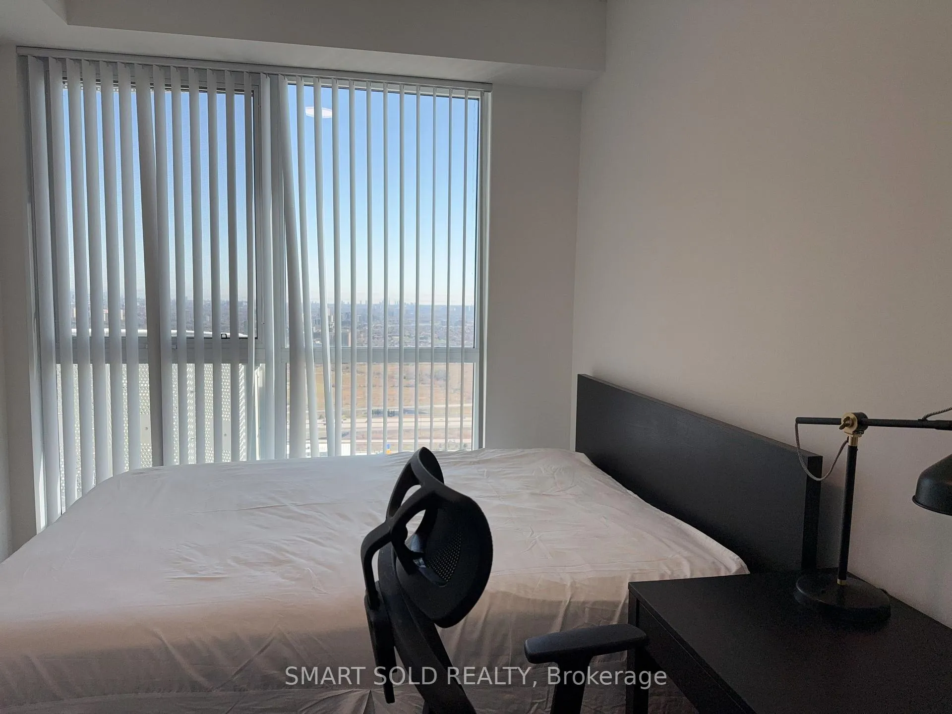 Photo 8 of Unit 5611, 8 Interchange Way, Vaughan, Vaughan Corporate Centre — HOMEH