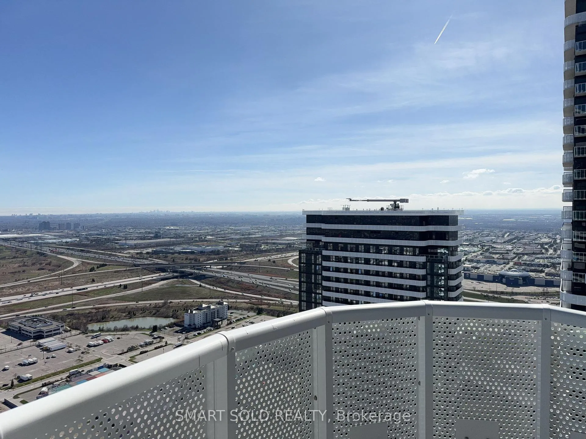 Photo 18 of Unit 5611, 8 Interchange Way, Vaughan, Vaughan Corporate Centre — HOMEH