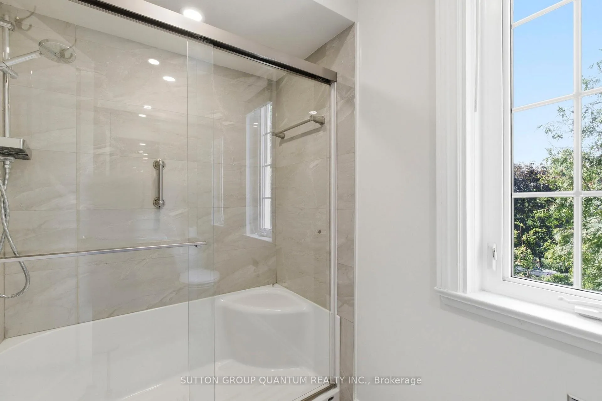 Photo 28 of 8 Riverside Crescent, Toronto, High Park-Swansea — HOMEH