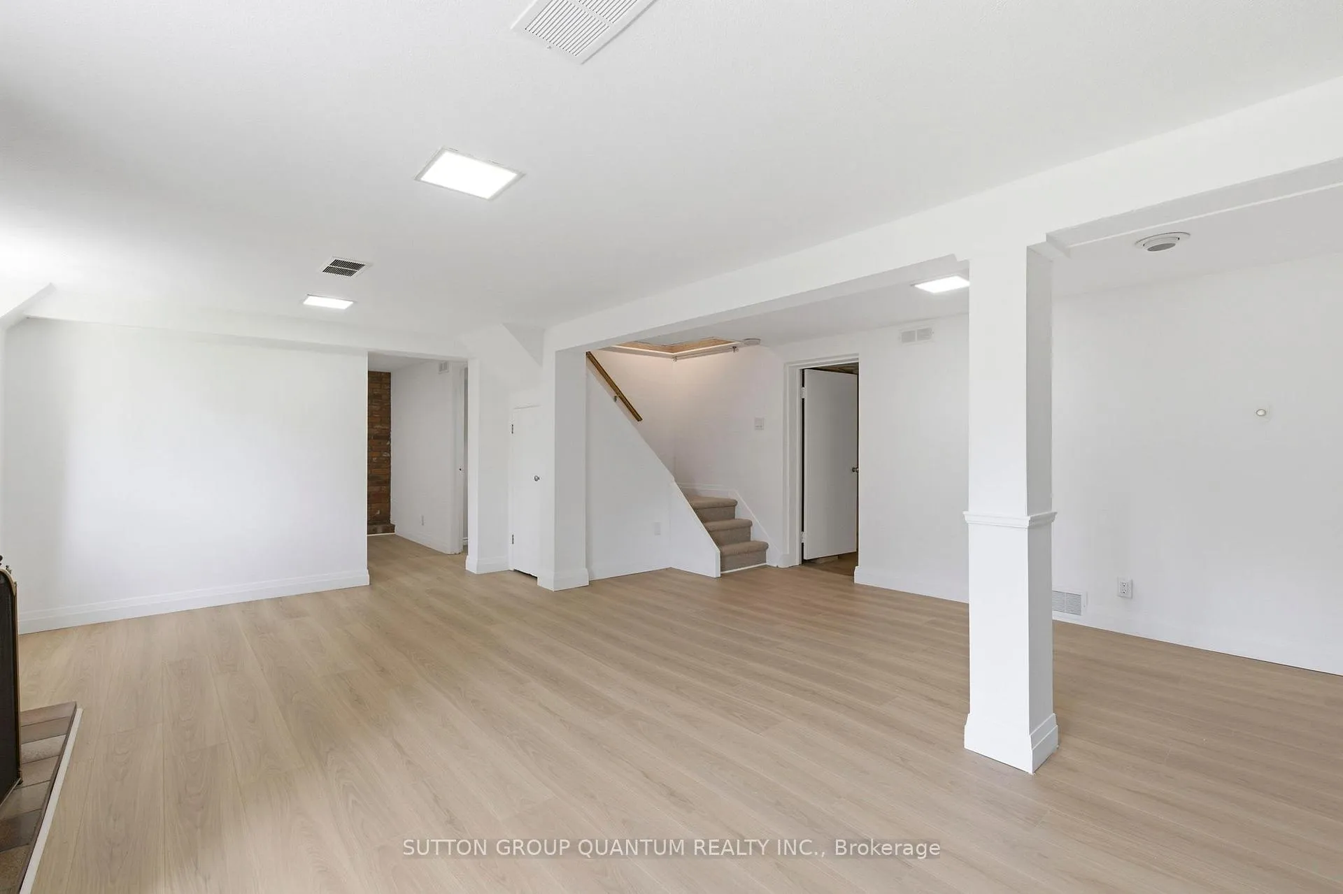 Photo 33 of 8 Riverside Crescent, Toronto, High Park-Swansea — HOMEH