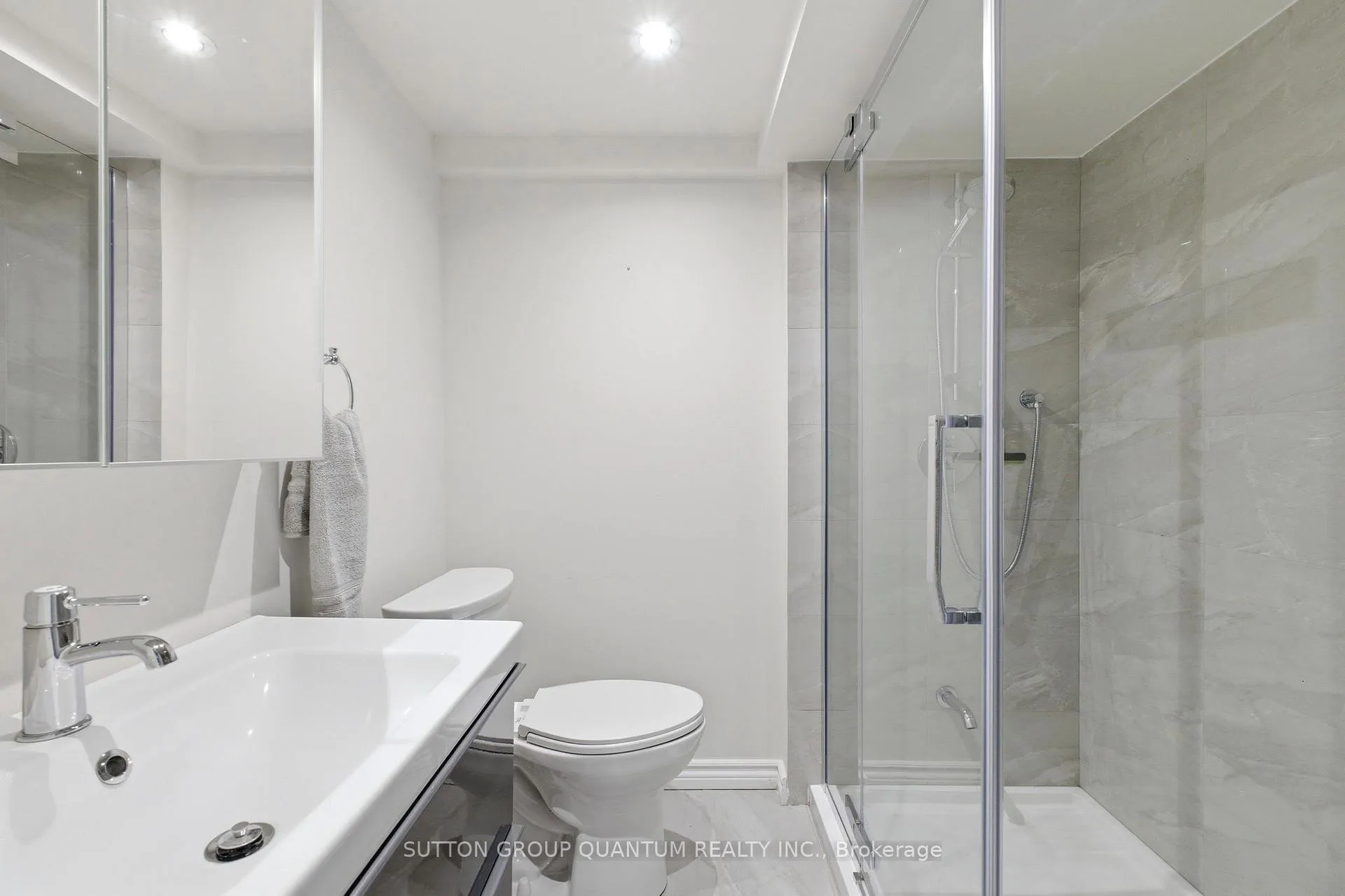 Photo 35 of 8 Riverside Crescent, Toronto, High Park-Swansea — HOMEH