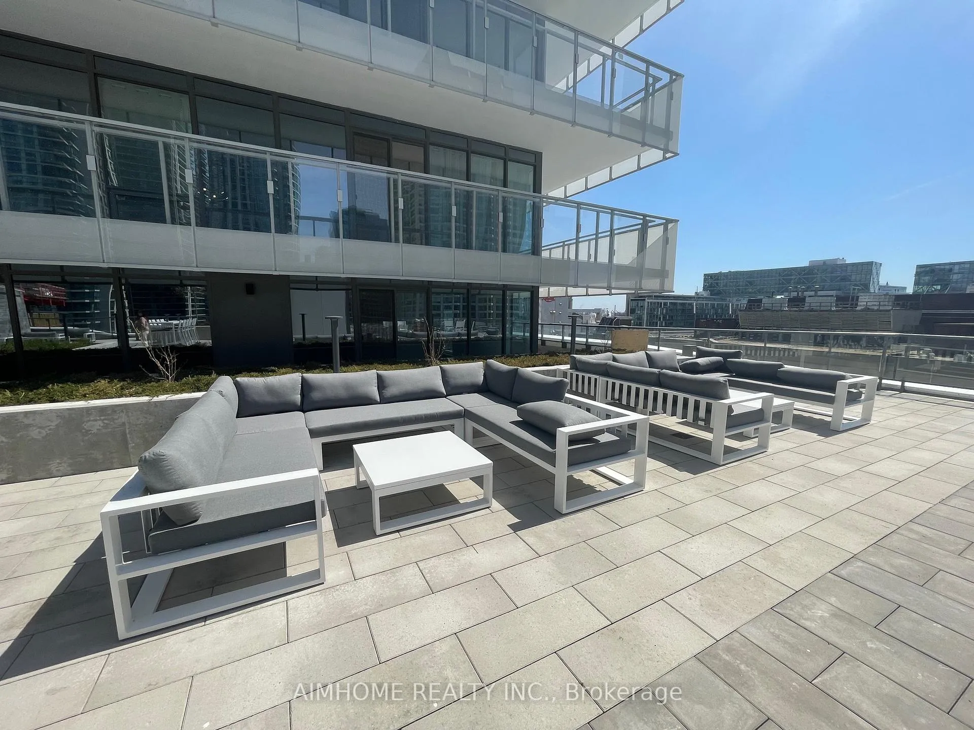 Photo 8 of Unit 1701A, 28 Freeland Street, Toronto, Waterfront Communities — HOMEH