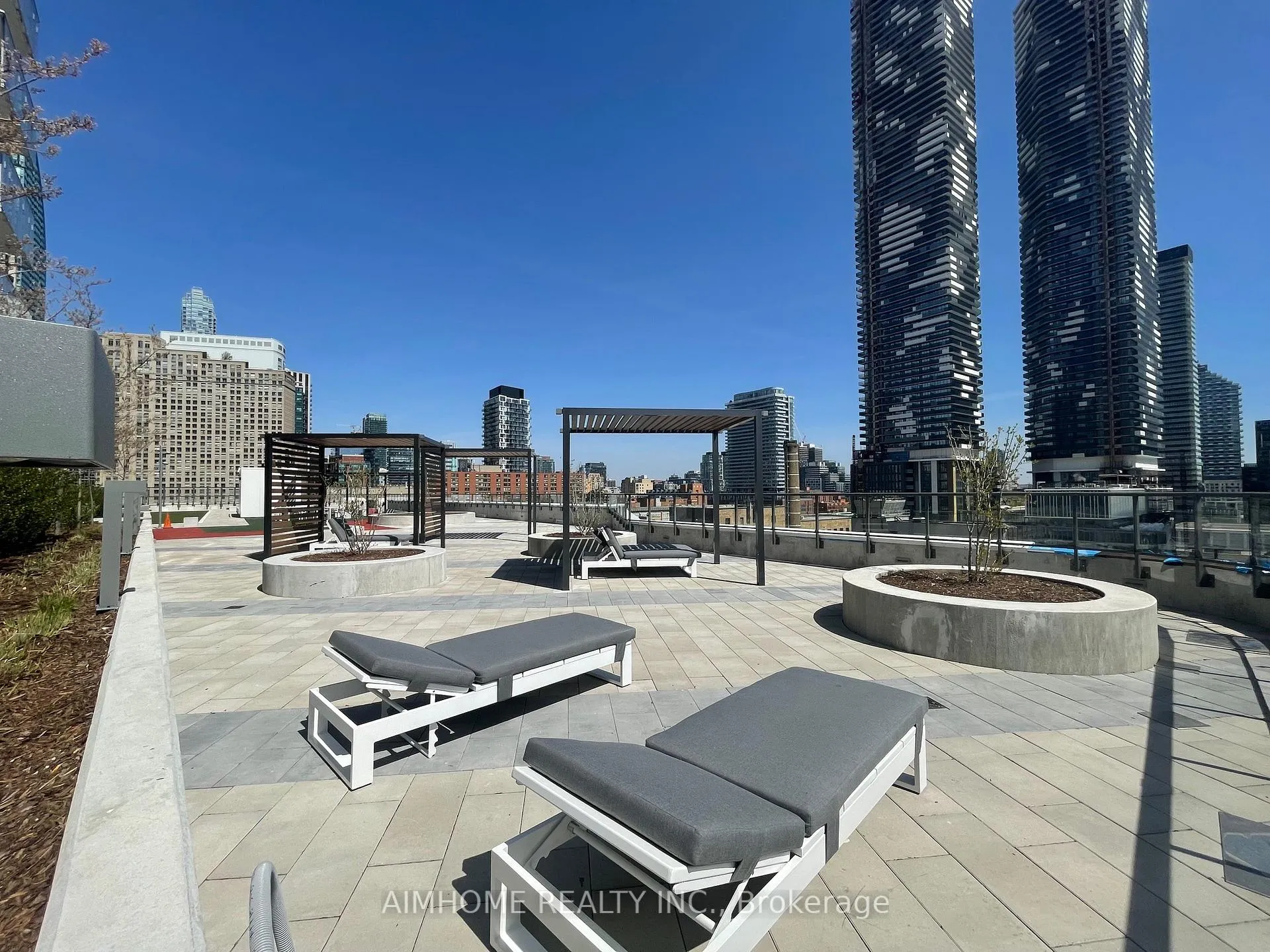 Photo 13 of Unit 1701A, 28 Freeland Street, Toronto, Waterfront Communities — HOMEH