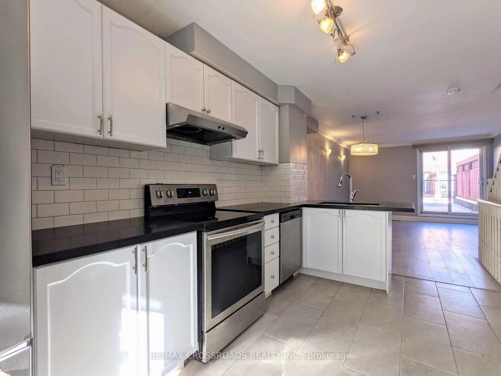 Photo 5 of 1173 Craven Road, Toronto, Greenwood-Coxwell — HOMEH