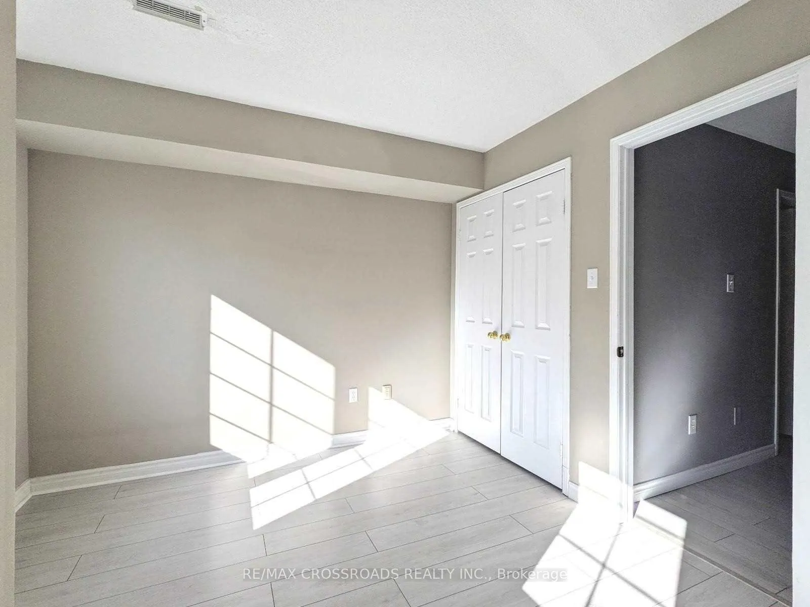 Photo 14 of 1173 Craven Road, Toronto, Greenwood-Coxwell — HOMEH