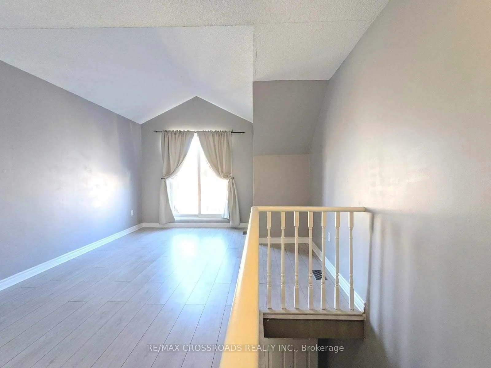 Photo 20 of 1173 Craven Road, Toronto, Greenwood-Coxwell — HOMEH