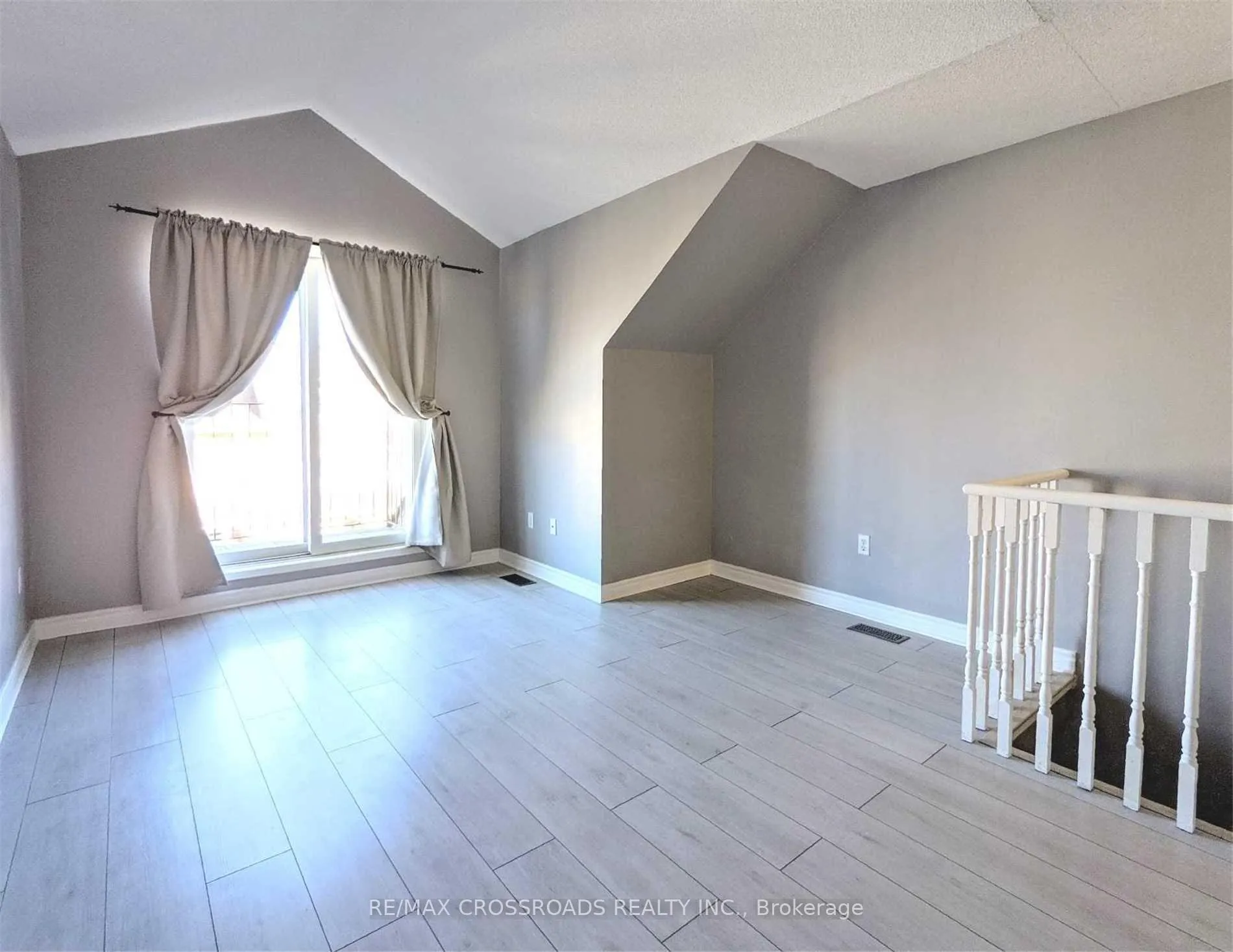 Photo 23 of 1173 Craven Road, Toronto, Greenwood-Coxwell — HOMEH