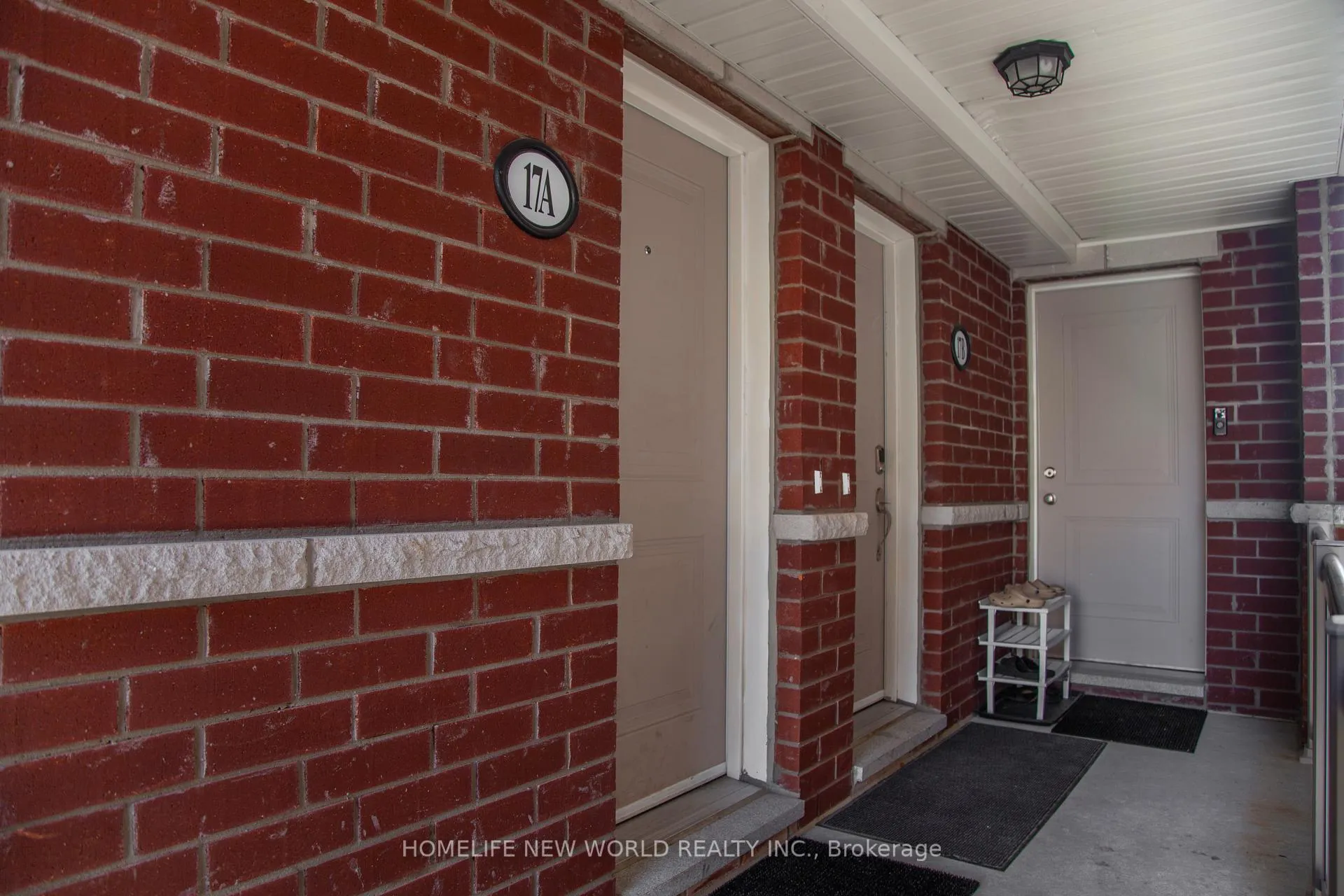 Photo 2 of Unit Unit A, 17 Luzon Avenue, Markham, Box Grove — HOMEH