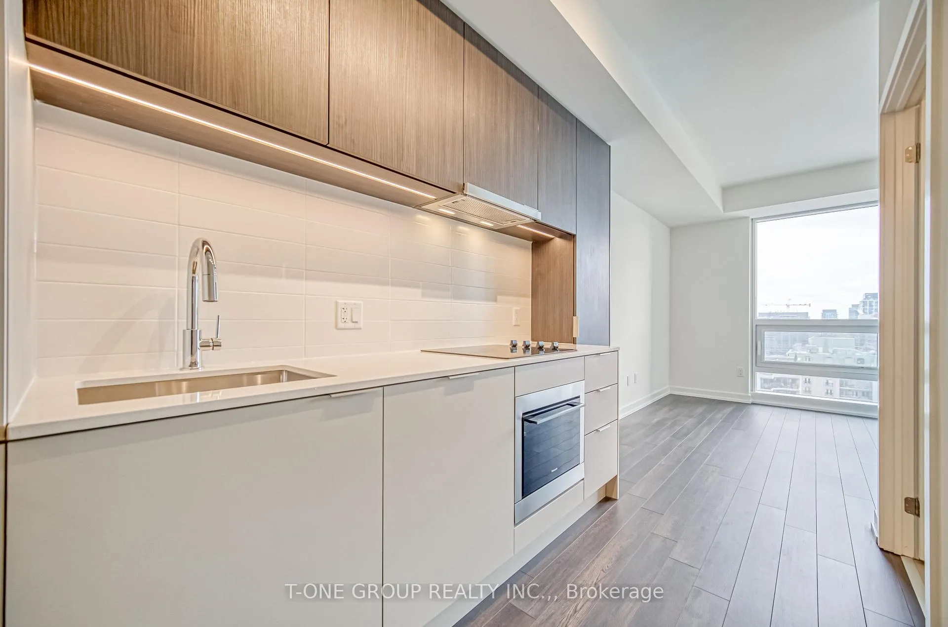 Photo 4 of Unit 1705, 89 Church Street, Toronto, Church-Yonge Corridor — HOMEH
