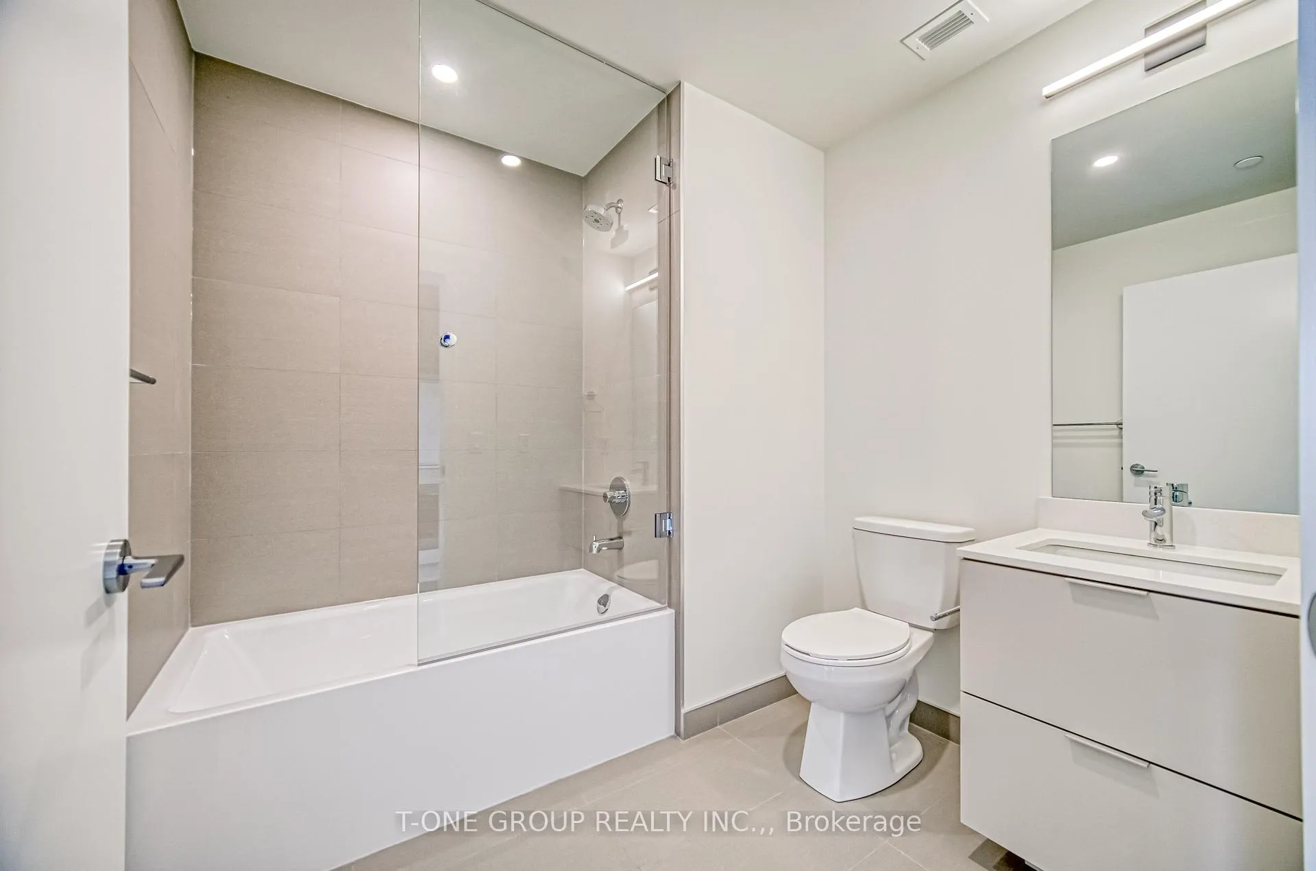 Photo 6 of Unit 1705, 89 Church Street, Toronto, Church-Yonge Corridor — HOMEH