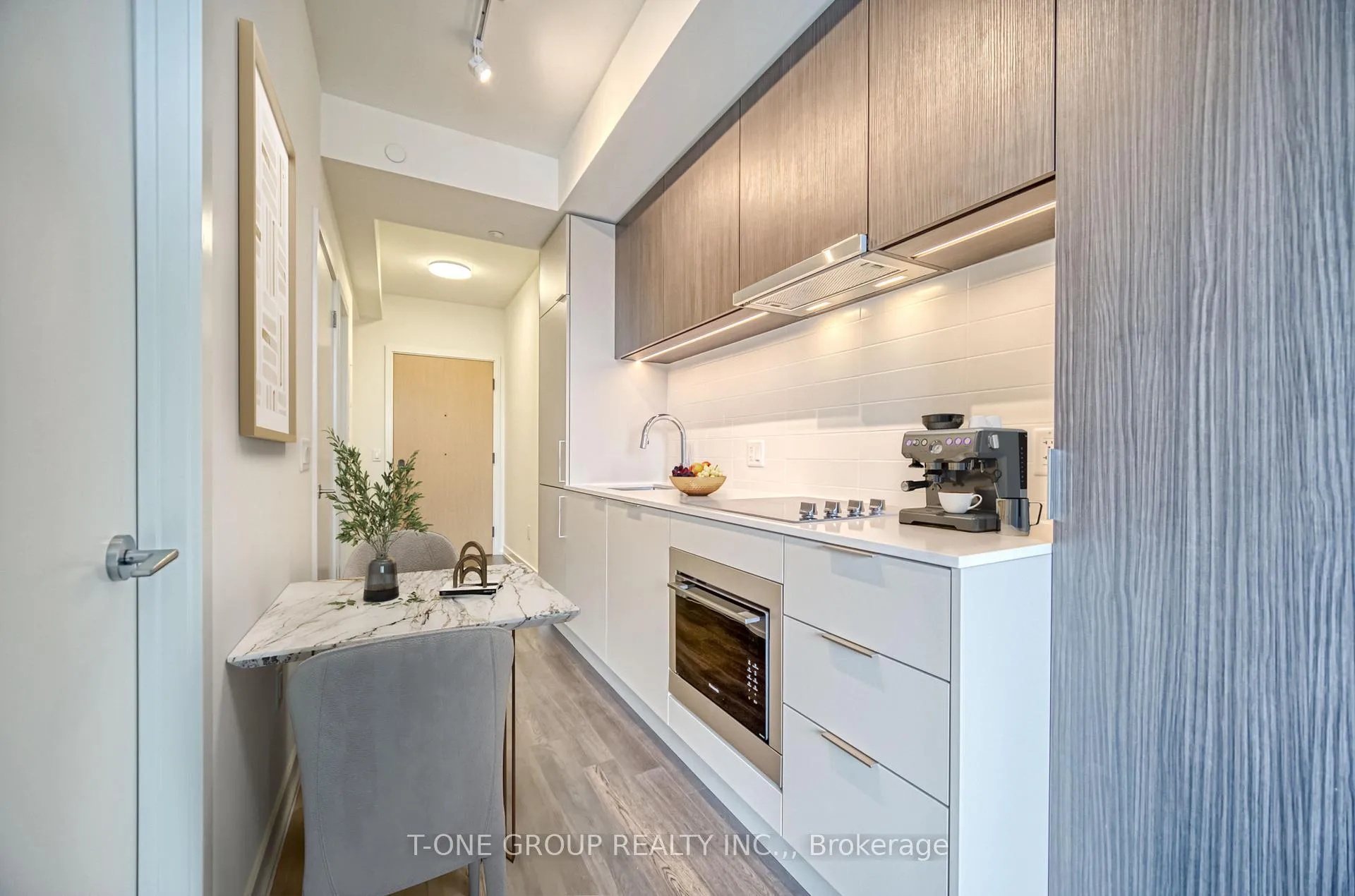 Photo 8 of Unit 1705, 89 Church Street, Toronto, Church-Yonge Corridor — HOMEH