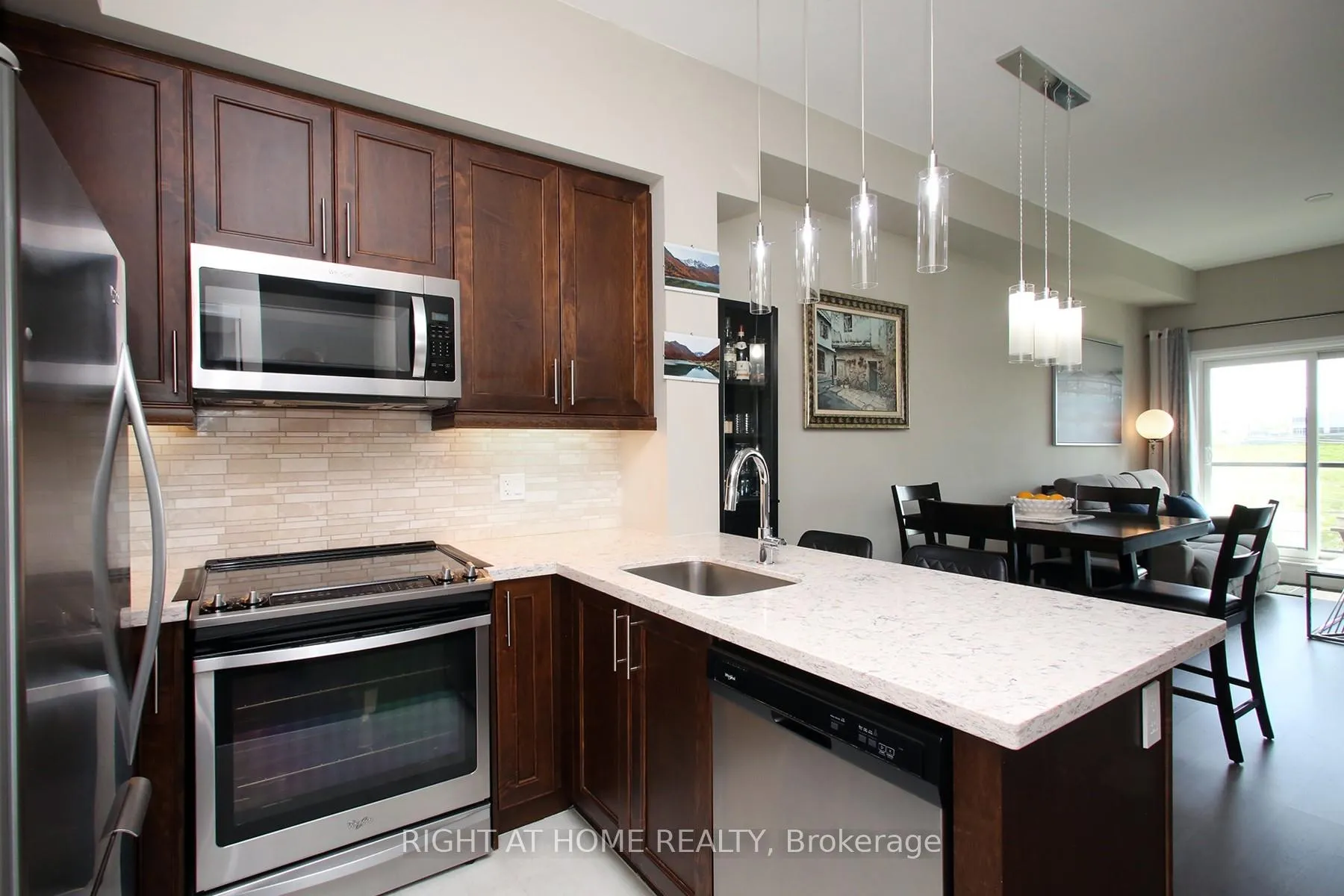 Photo 9 of Unit 436, 555 William Graham Drive, Aurora, Rural Aurora — HOMEH