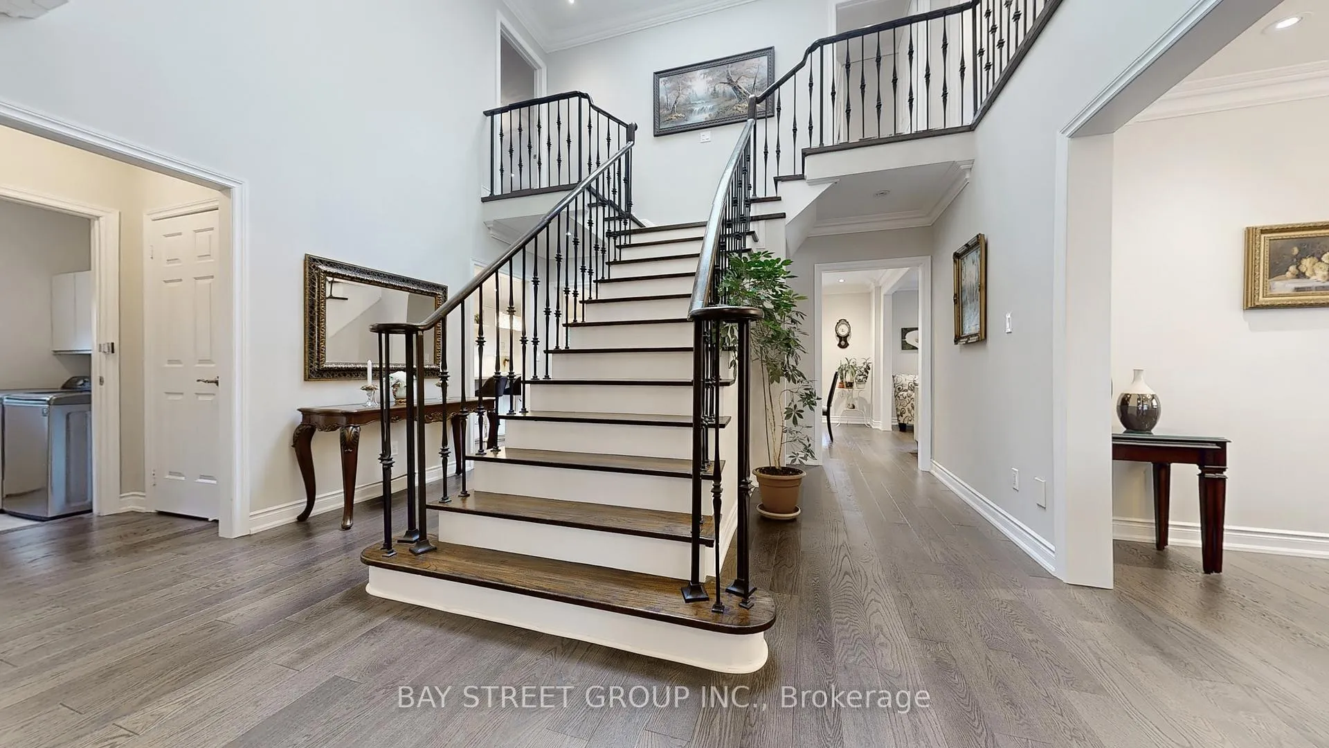Photo 18 of 57 Whitburn Crescent, Vaughan, Maple — HOMEH