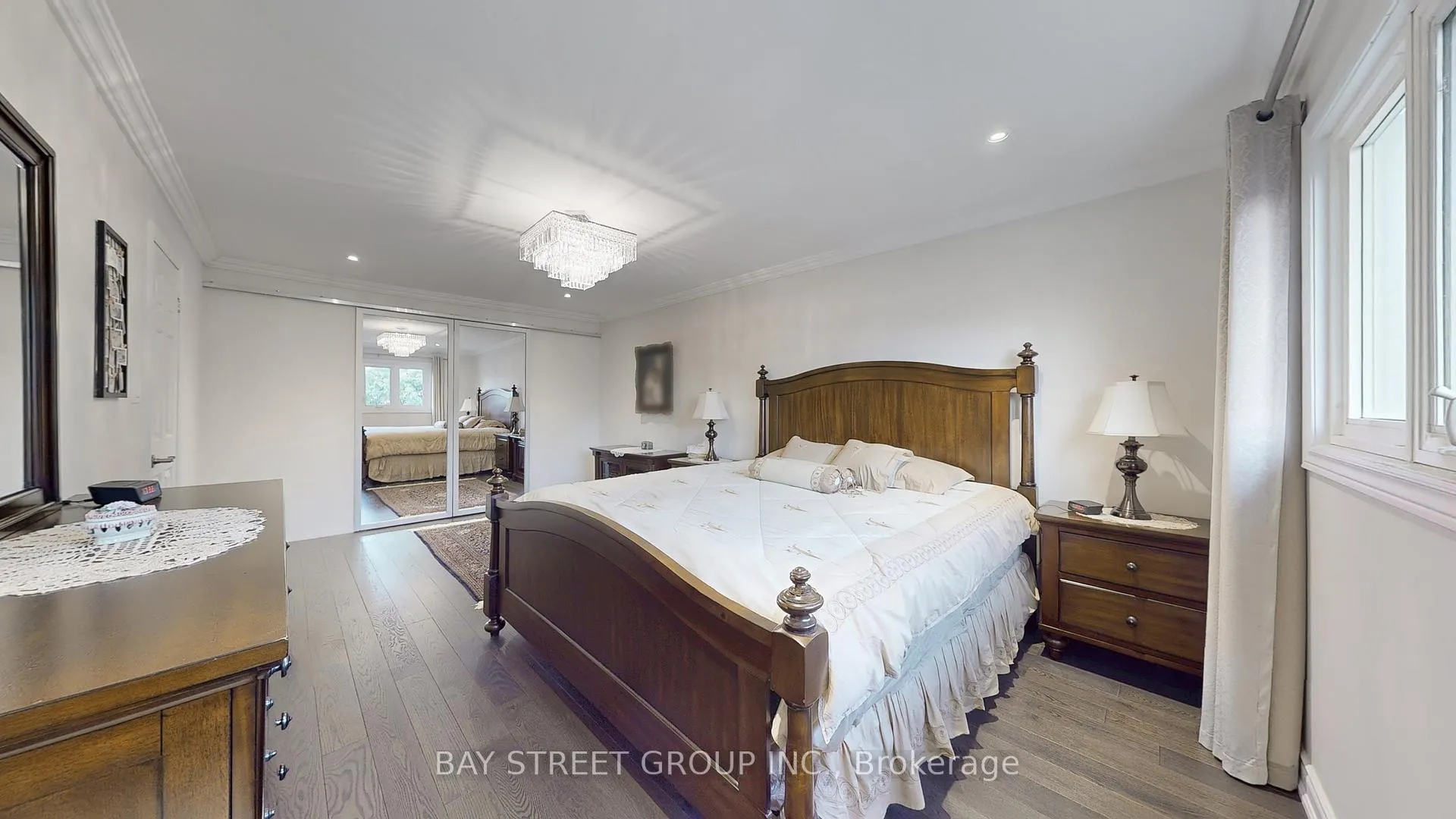 Photo 20 of 57 Whitburn Crescent, Vaughan, Maple — HOMEH