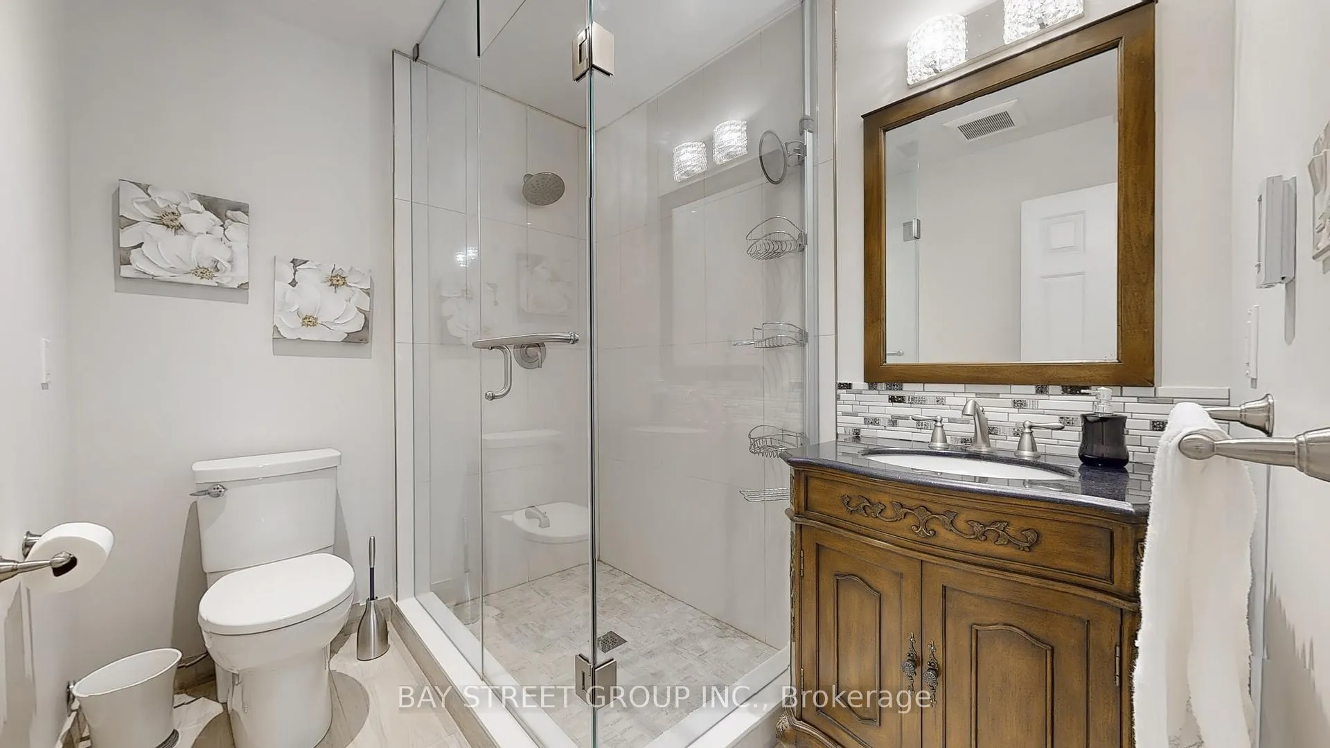Photo 29 of 57 Whitburn Crescent, Vaughan, Maple — HOMEH