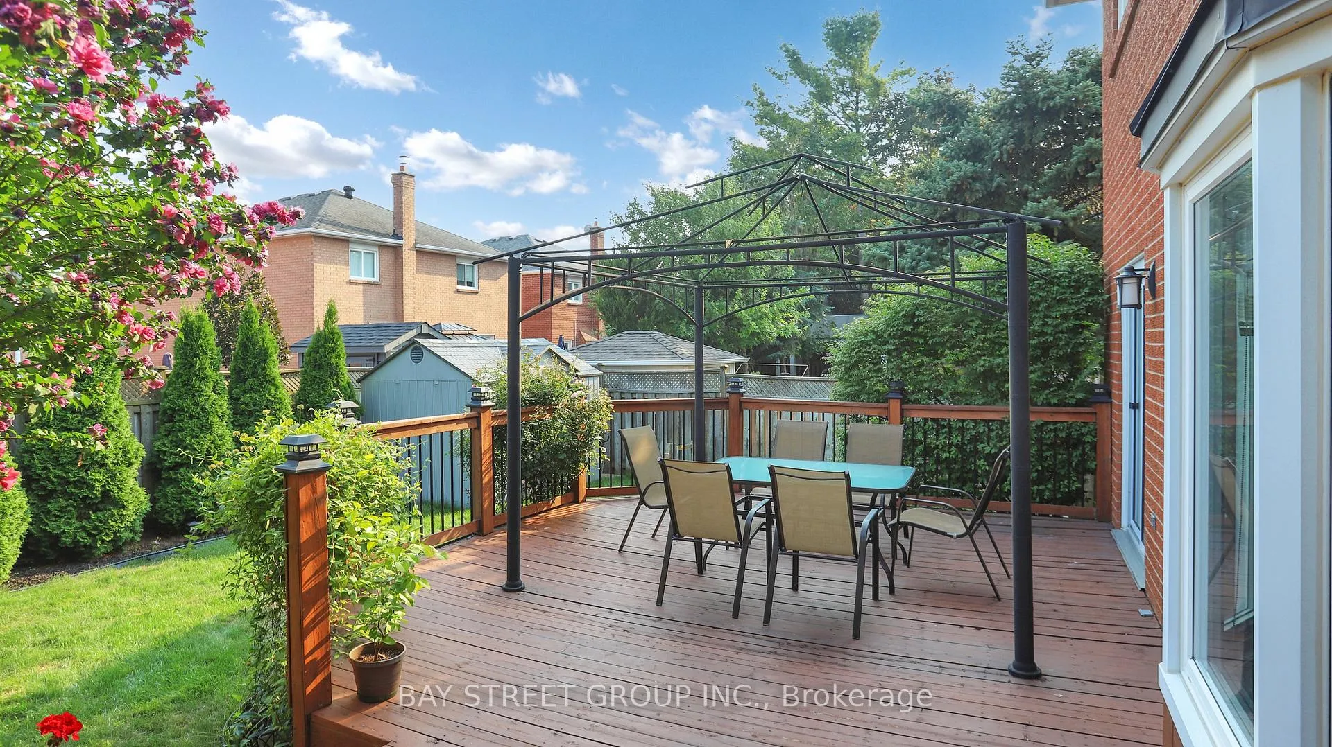 Photo 46 of 57 Whitburn Crescent, Vaughan, Maple — HOMEH