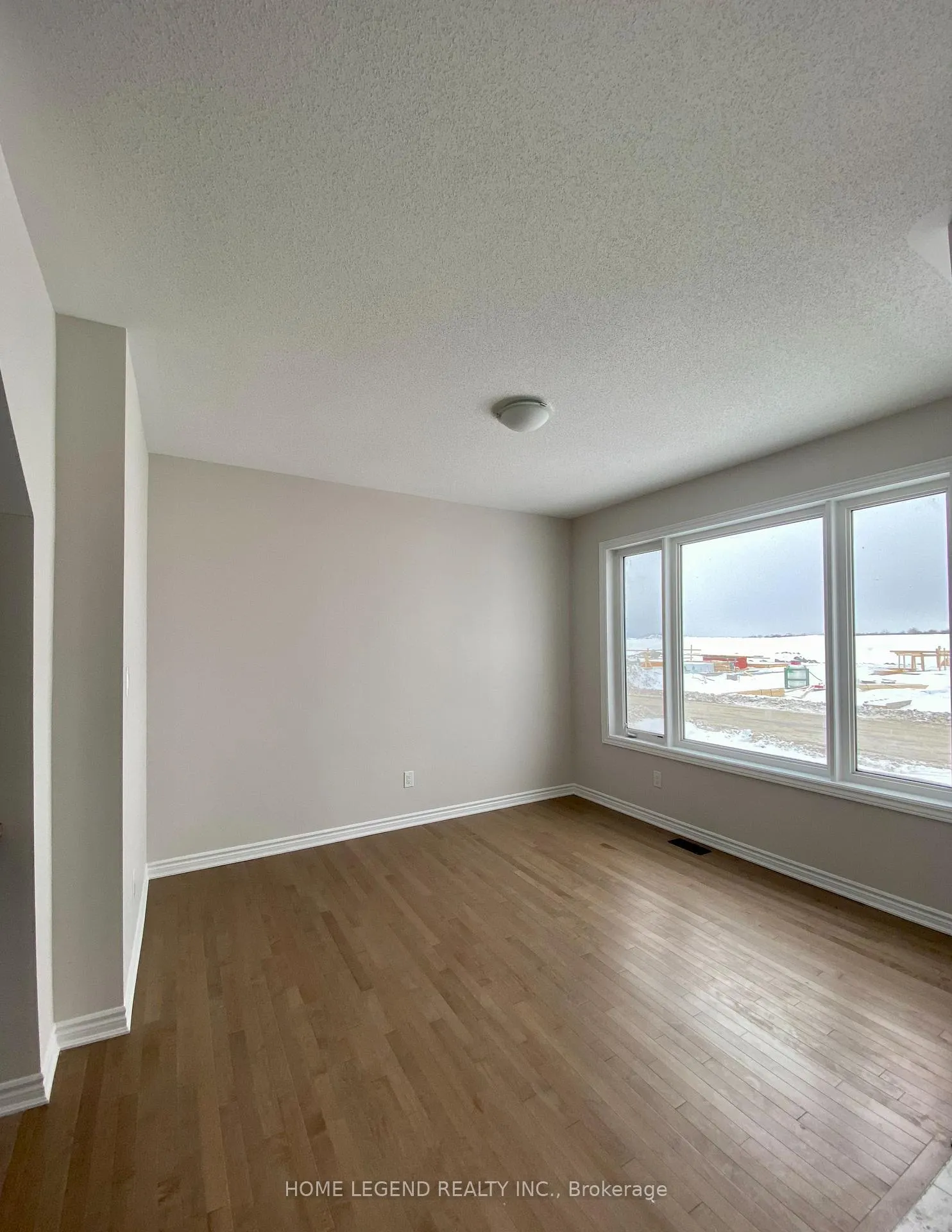 Photo 2 of 1840 Haiku Street, Ottawa, Barrhaven - Half Moon Bay — HOMEH