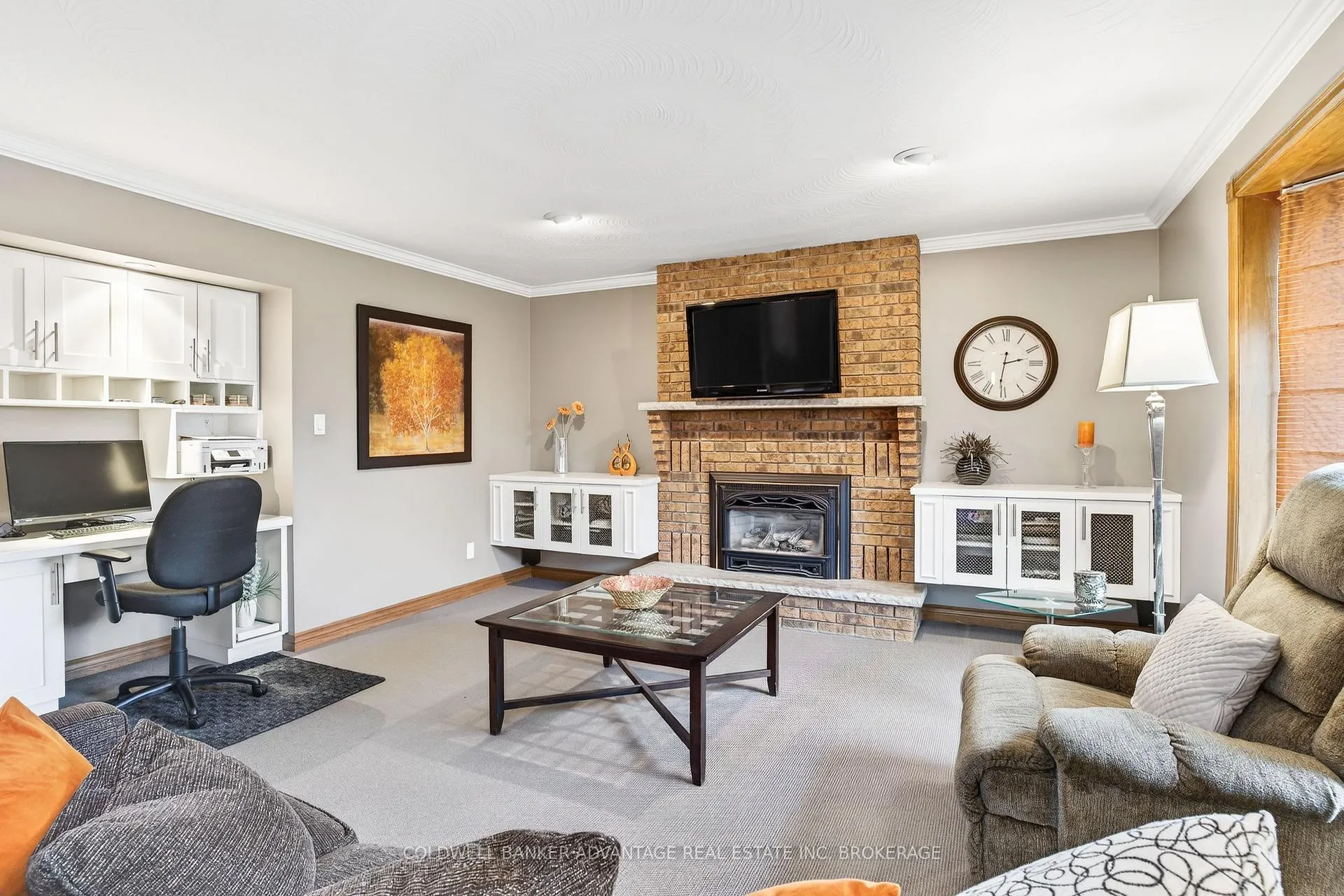 Photo 9 of 41 Adel Drive E, St. Catharines, Carlton/Bunting — HOMEH