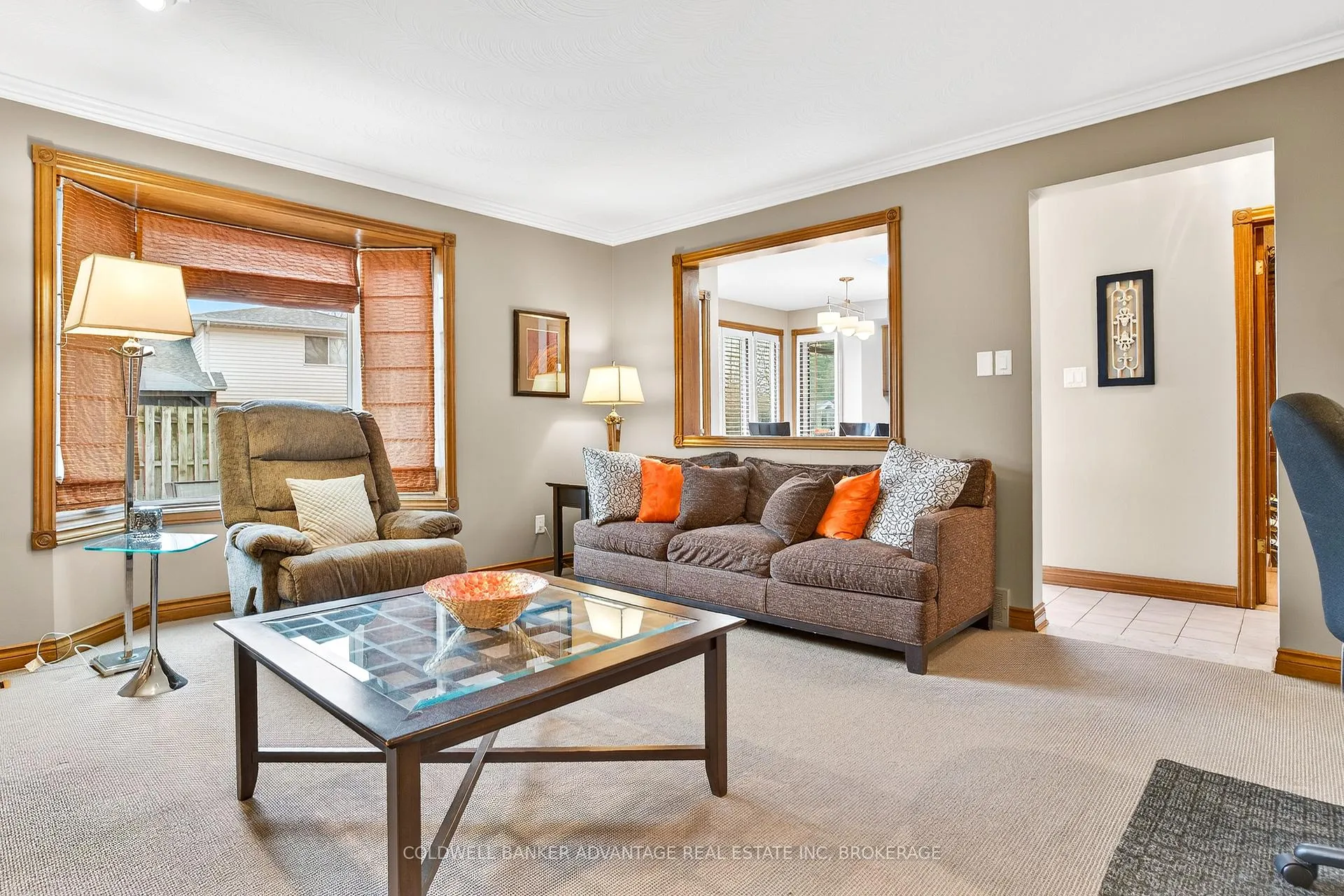 Photo 10 of 41 Adel Drive E, St. Catharines, Carlton/Bunting — HOMEH