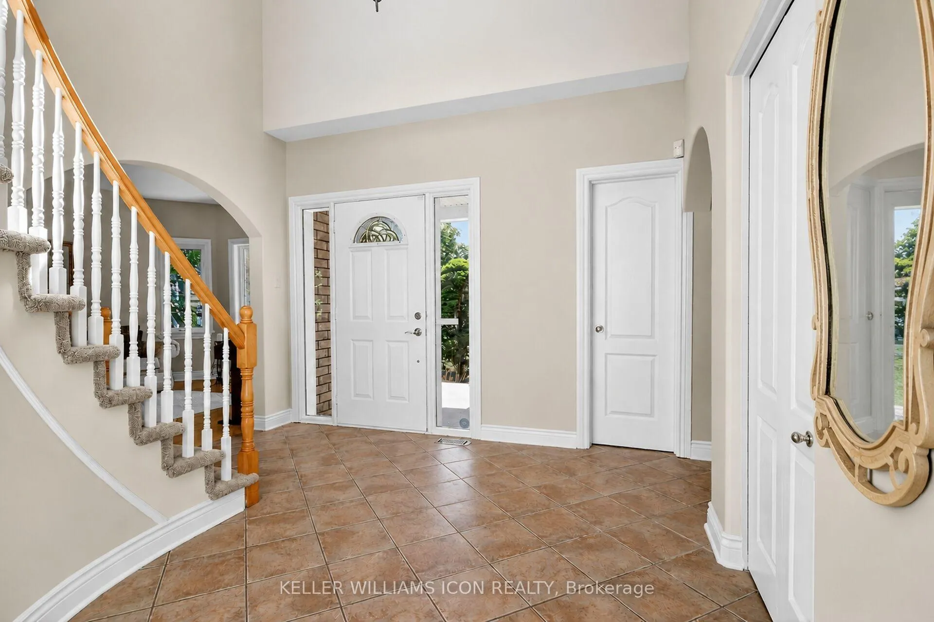 Photo 3 of 136 Shaughnessy Crescent, Ottawa, Kanata - Kanata Lakes/Heritage Hills — HOMEH