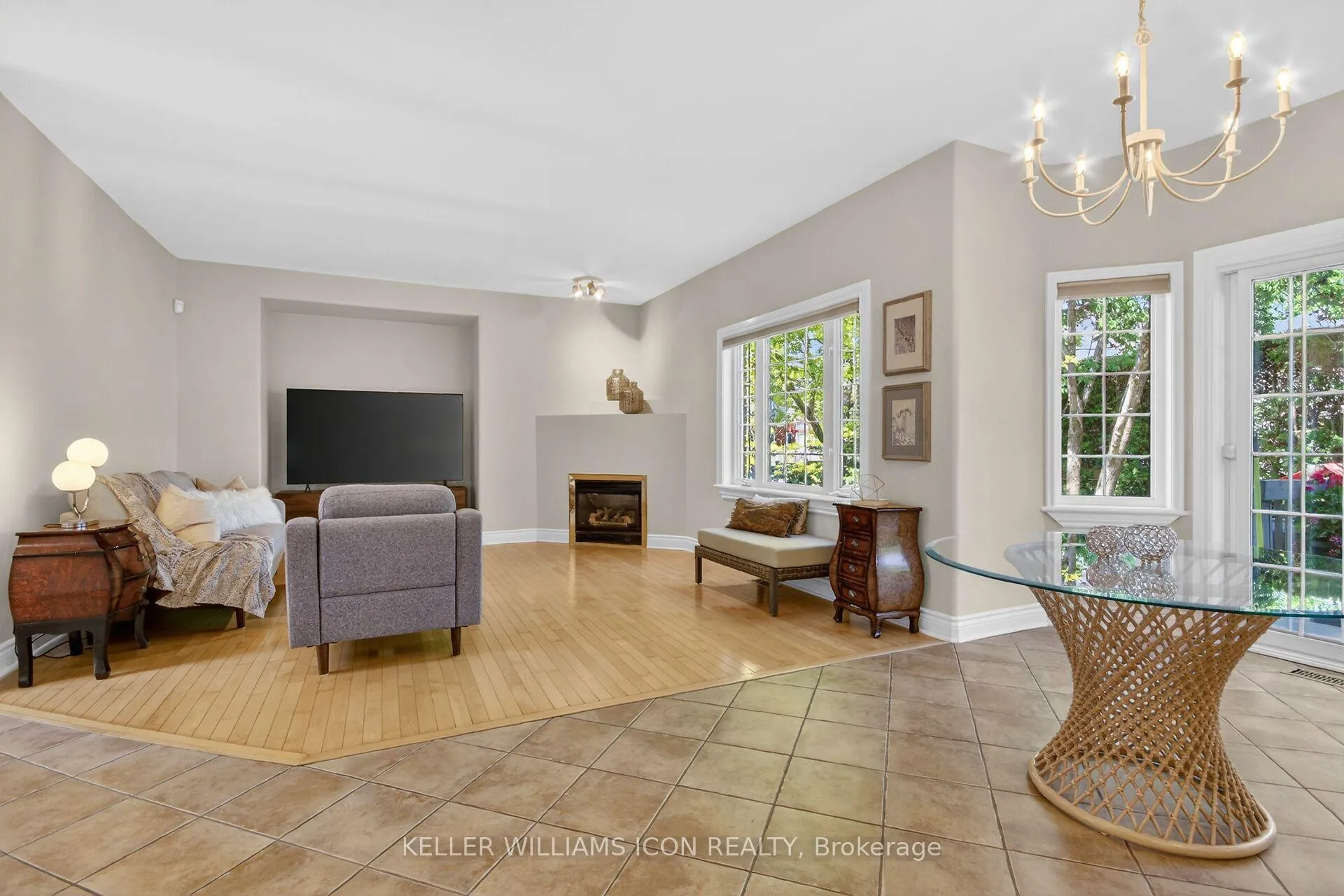 Photo 13 of 136 Shaughnessy Crescent, Ottawa, Kanata - Kanata Lakes/Heritage Hills — HOMEH