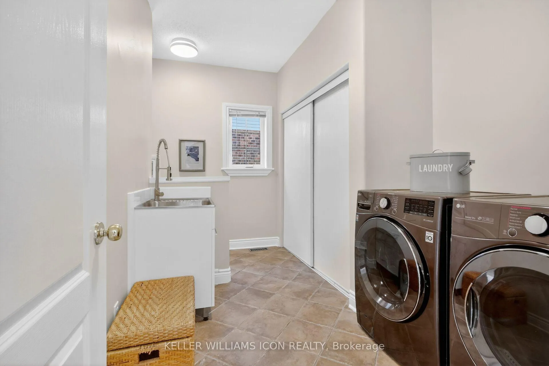 Photo 20 of 136 Shaughnessy Crescent, Ottawa, Kanata - Kanata Lakes/Heritage Hills — HOMEH