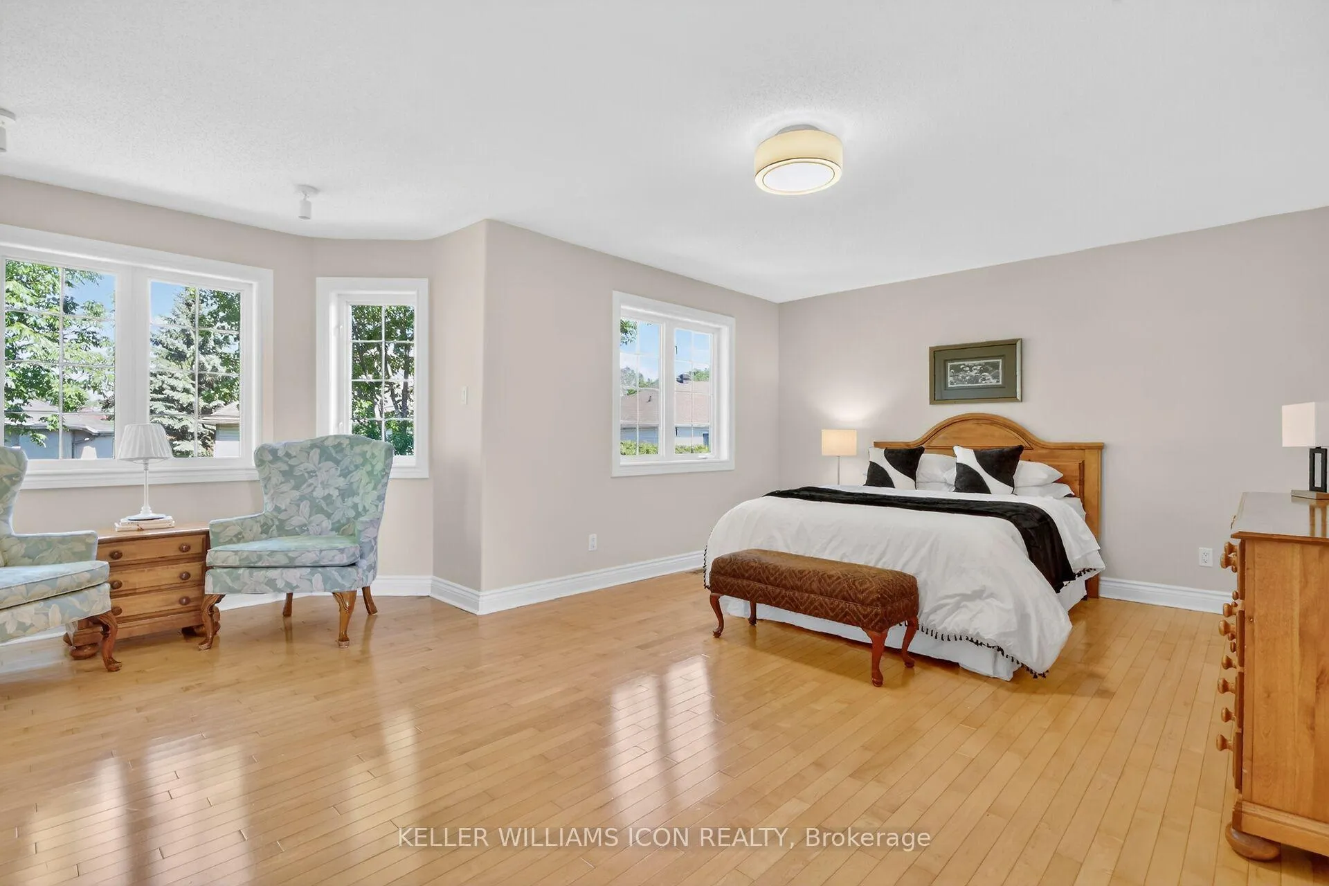 Photo 23 of 136 Shaughnessy Crescent, Ottawa, Kanata - Kanata Lakes/Heritage Hills — HOMEH