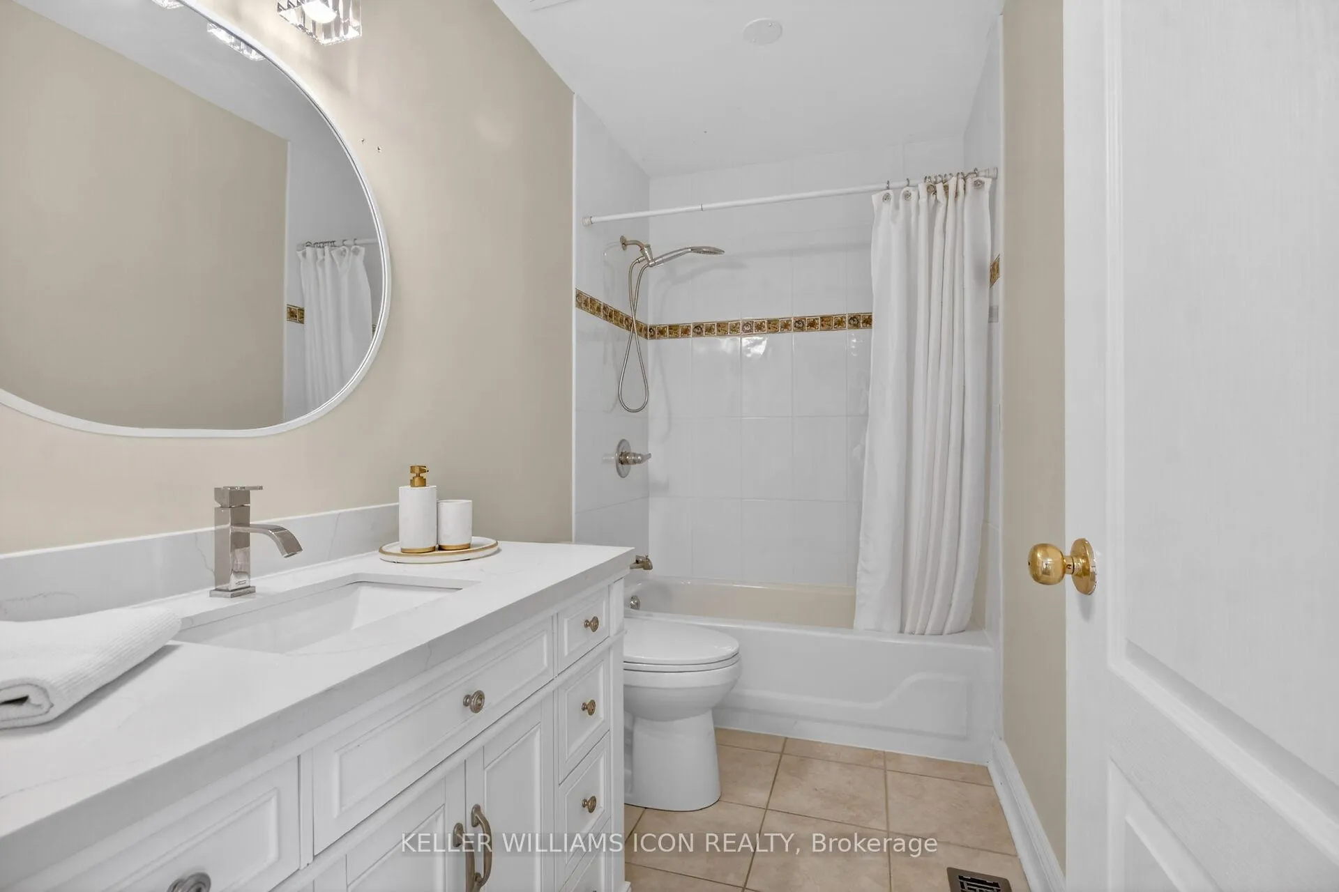 Photo 32 of 136 Shaughnessy Crescent, Ottawa, Kanata - Kanata Lakes/Heritage Hills — HOMEH