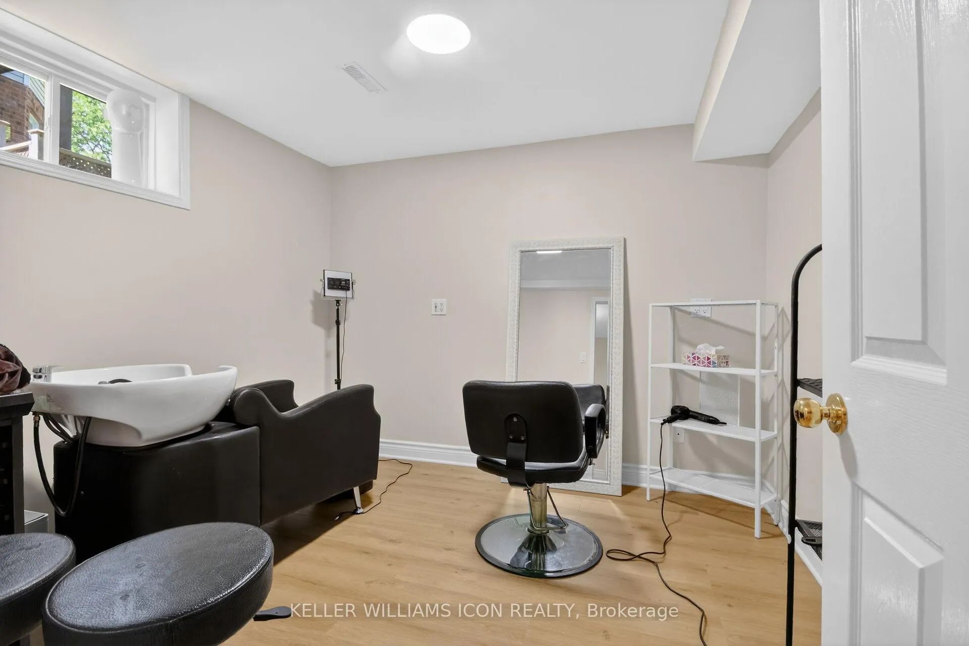 Photo 37 of 136 Shaughnessy Crescent, Ottawa, Kanata - Kanata Lakes/Heritage Hills — HOMEH
