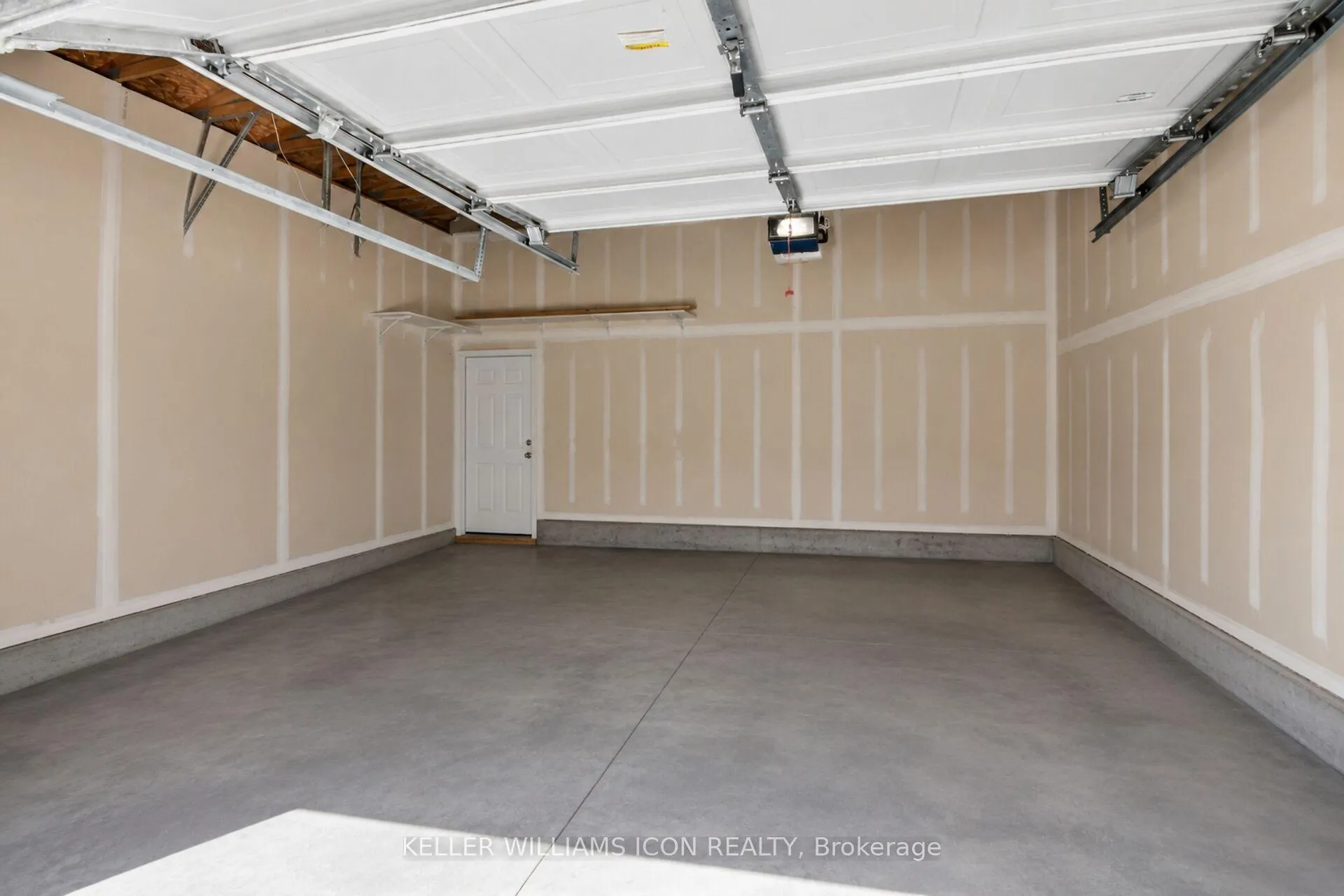 Photo 39 of 136 Shaughnessy Crescent, Ottawa, Kanata - Kanata Lakes/Heritage Hills — HOMEH