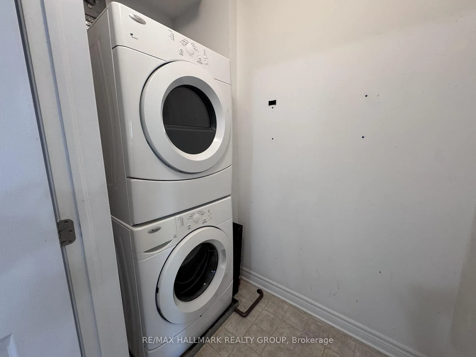 Photo 13 of Unit 19, 140 Mocha Private, Ottawa, Blossom Park/Kemp Park/Findlay Creek — HOMEH