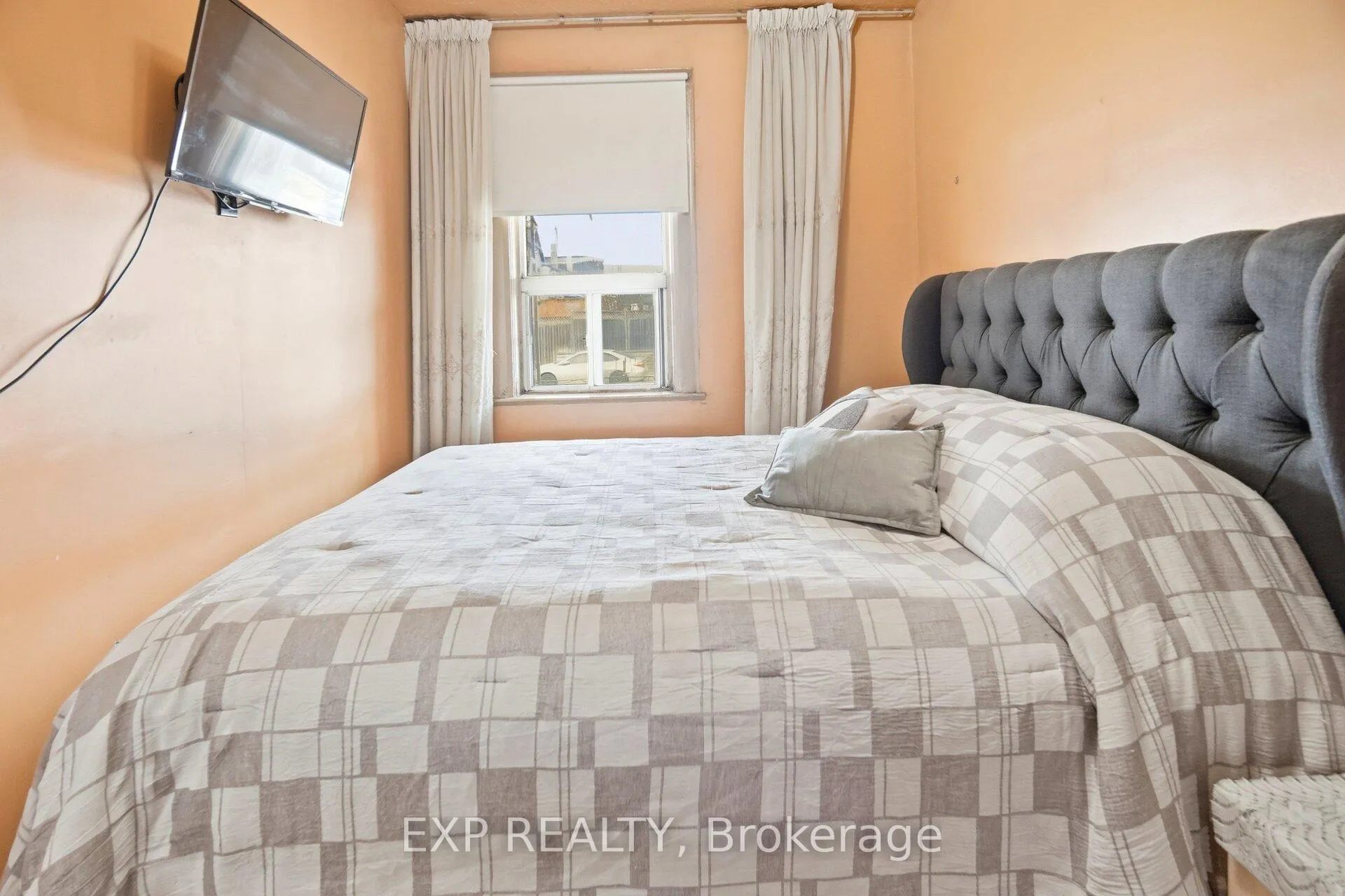 Photo 14 of 105 Rogers Road, Toronto, Oakwood Village — HOMEH