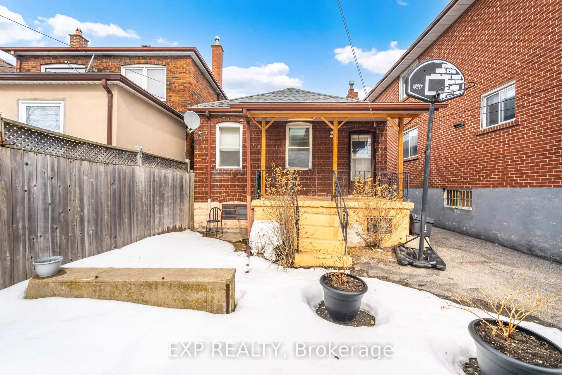 Photo 29 of 105 Rogers Road, Toronto, Oakwood Village — HOMEH