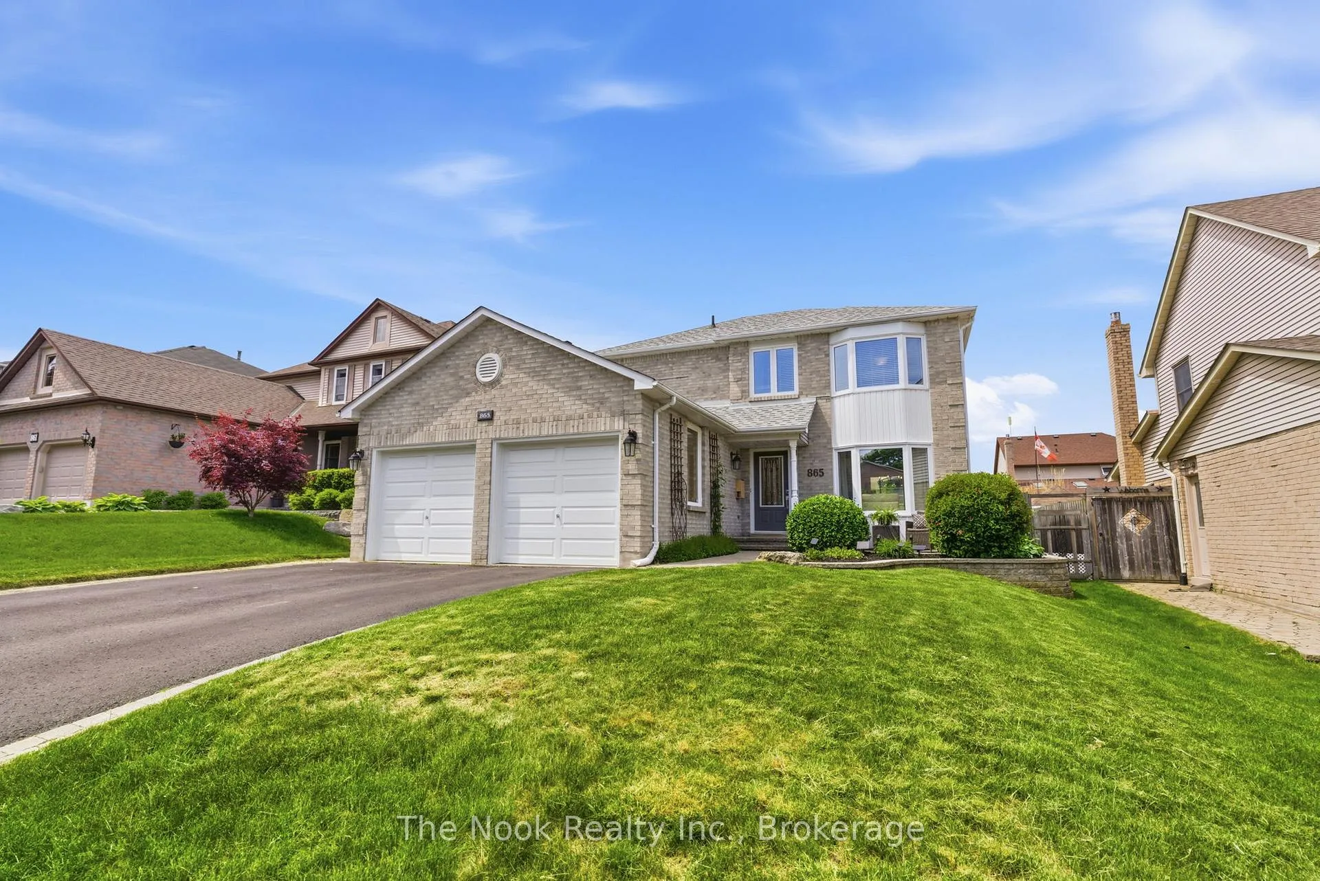 Photo 1 of 865 Lochness Crescent, Oshawa, McLaughlin — HOMEH