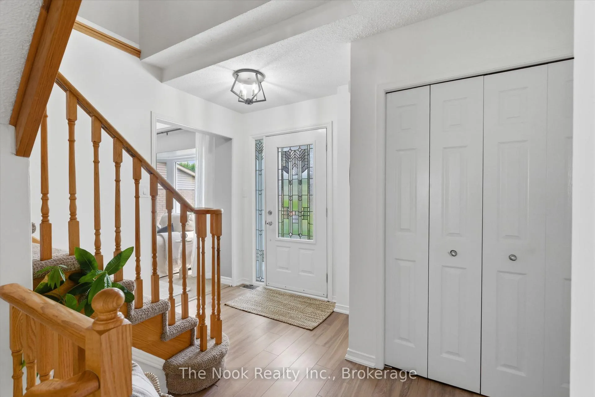 Photo 3 of 865 Lochness Crescent, Oshawa, McLaughlin — HOMEH