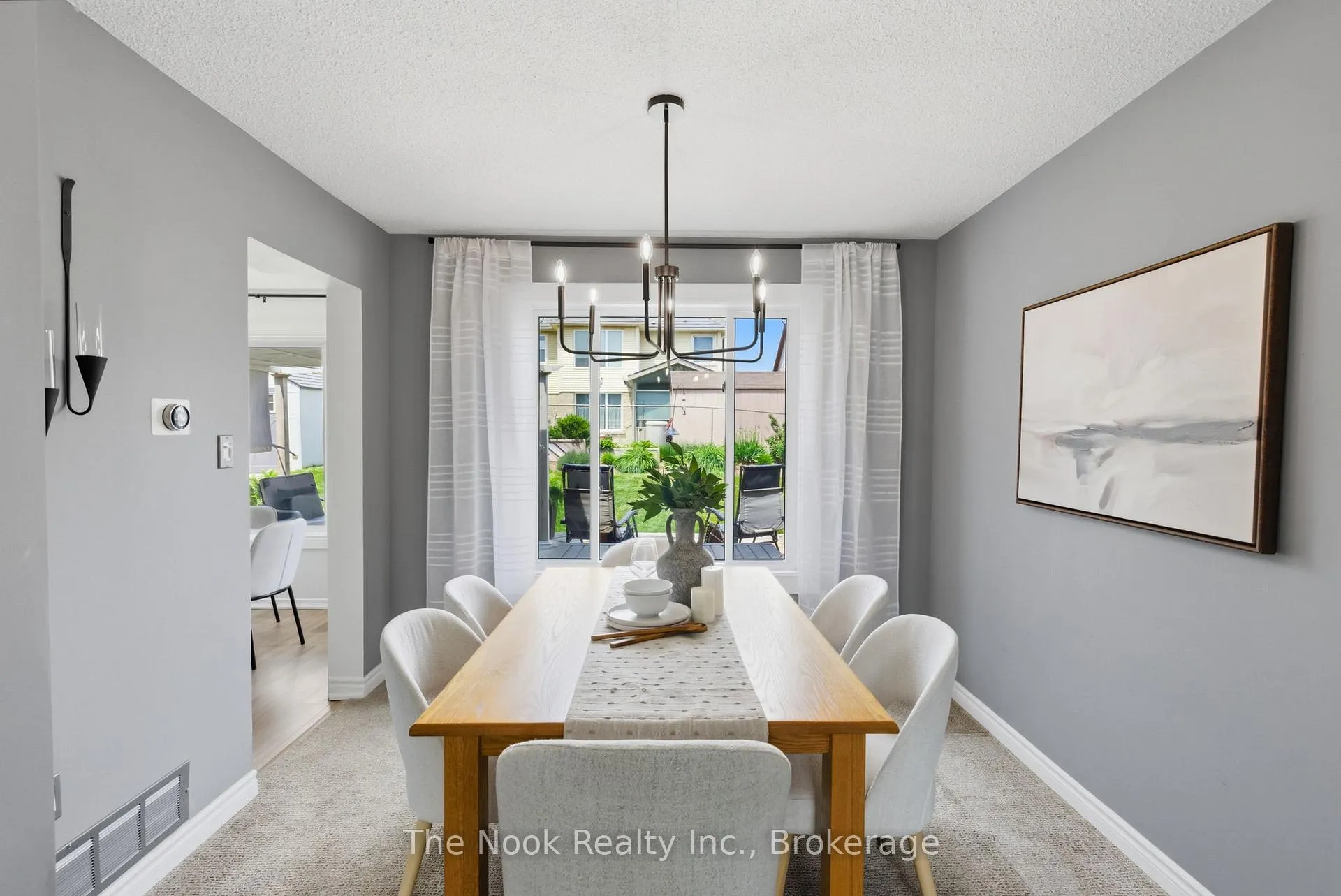 Photo 7 of 865 Lochness Crescent, Oshawa, McLaughlin — HOMEH