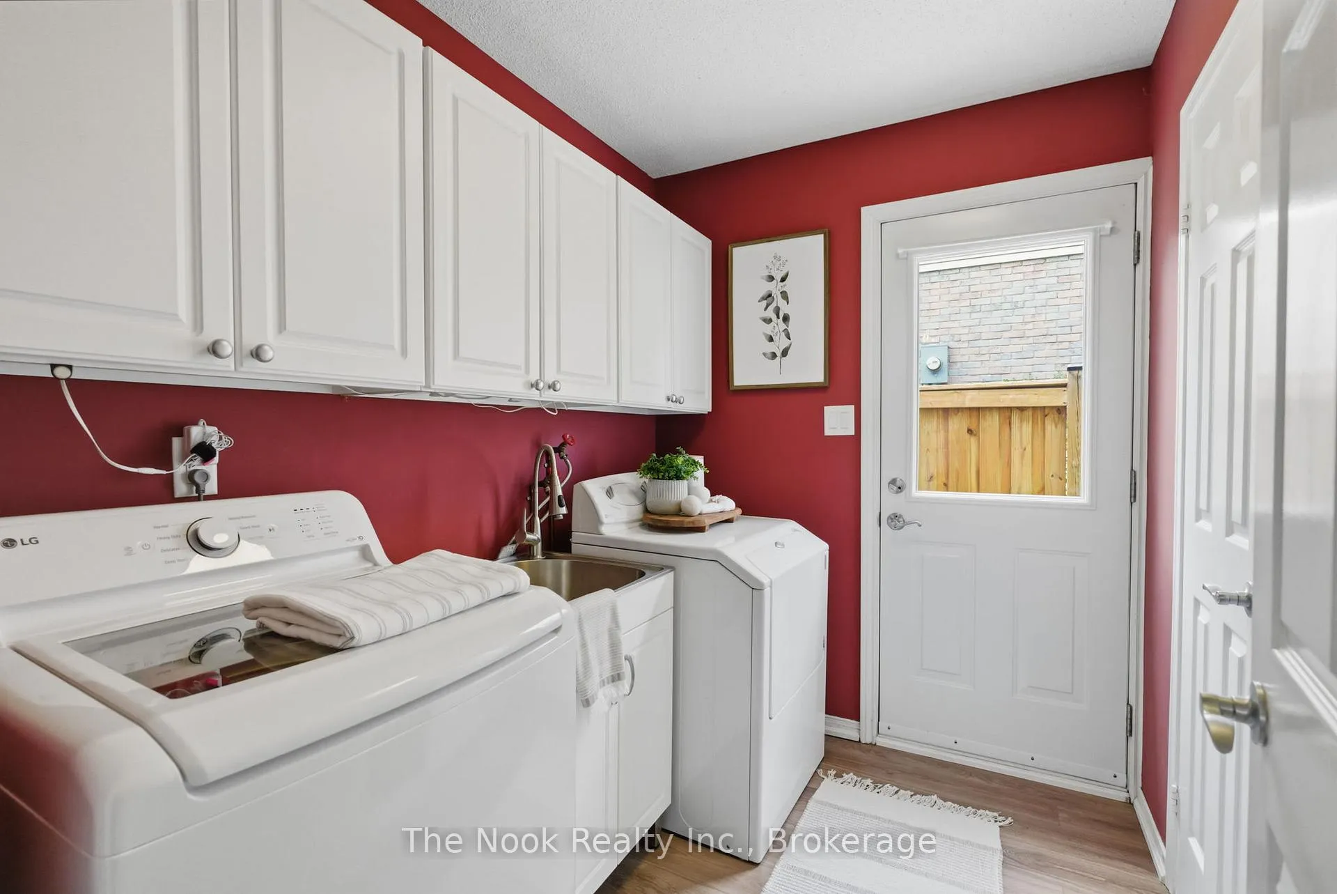 Photo 23 of 865 Lochness Crescent, Oshawa, McLaughlin — HOMEH