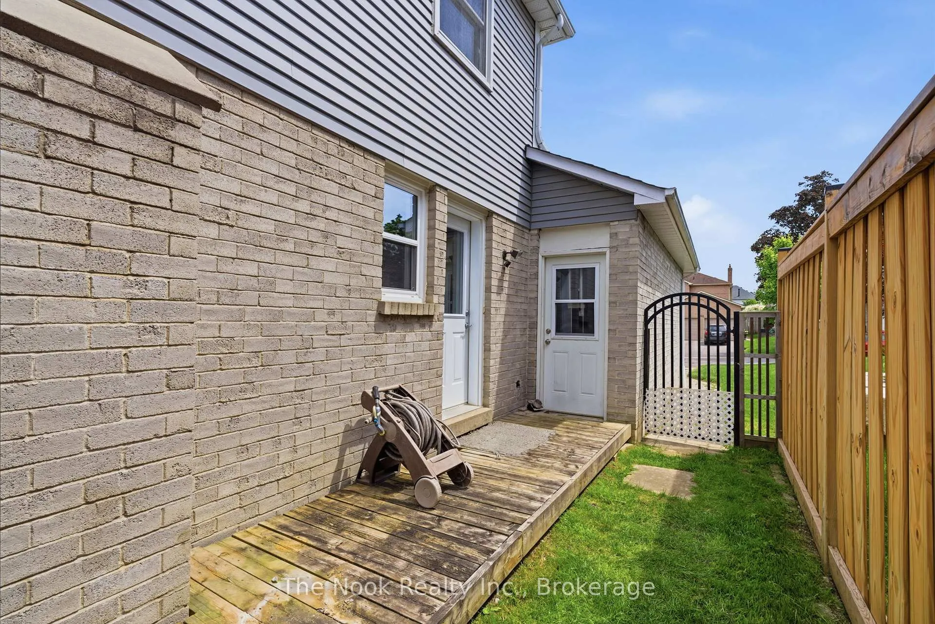 Photo 48 of 865 Lochness Crescent, Oshawa, McLaughlin — HOMEH
