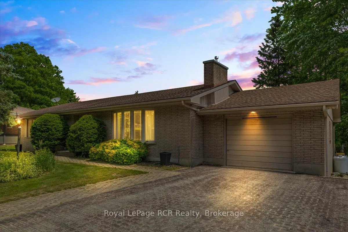 Photo 32 of 744 Arthur Street, West Grey — HOMEH