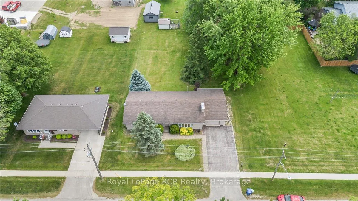 Photo 39 of 744 Arthur Street, West Grey — HOMEH