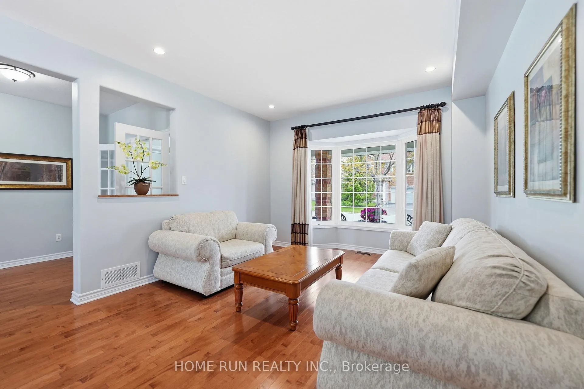 Photo 8 of 96 Woliston Crescent, Ottawa, Kanata - Morgan's Grant/South March — HOMEH