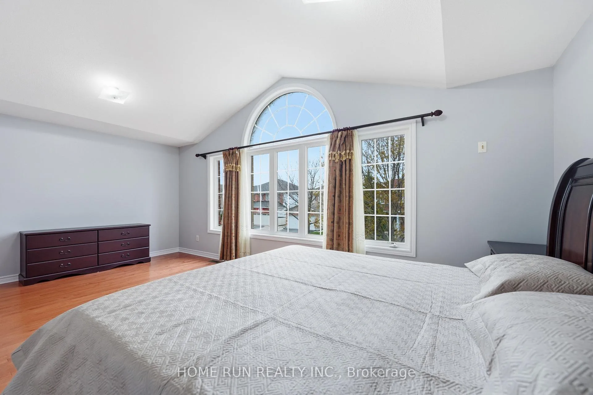 Photo 31 of 96 Woliston Crescent, Ottawa, Kanata - Morgan's Grant/South March — HOMEH