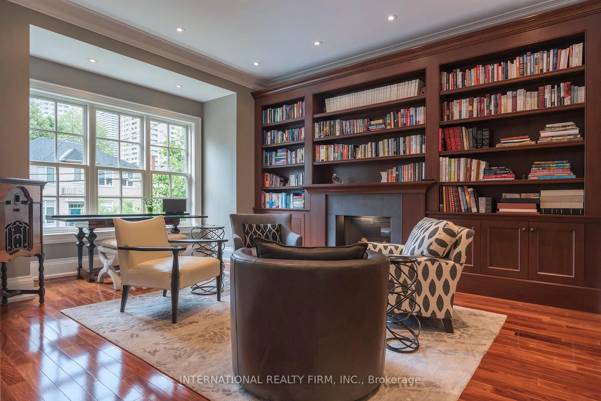 Photo 6 of 111 Hillsdale Avenue E, Toronto, Mount Pleasant West — HOMEH