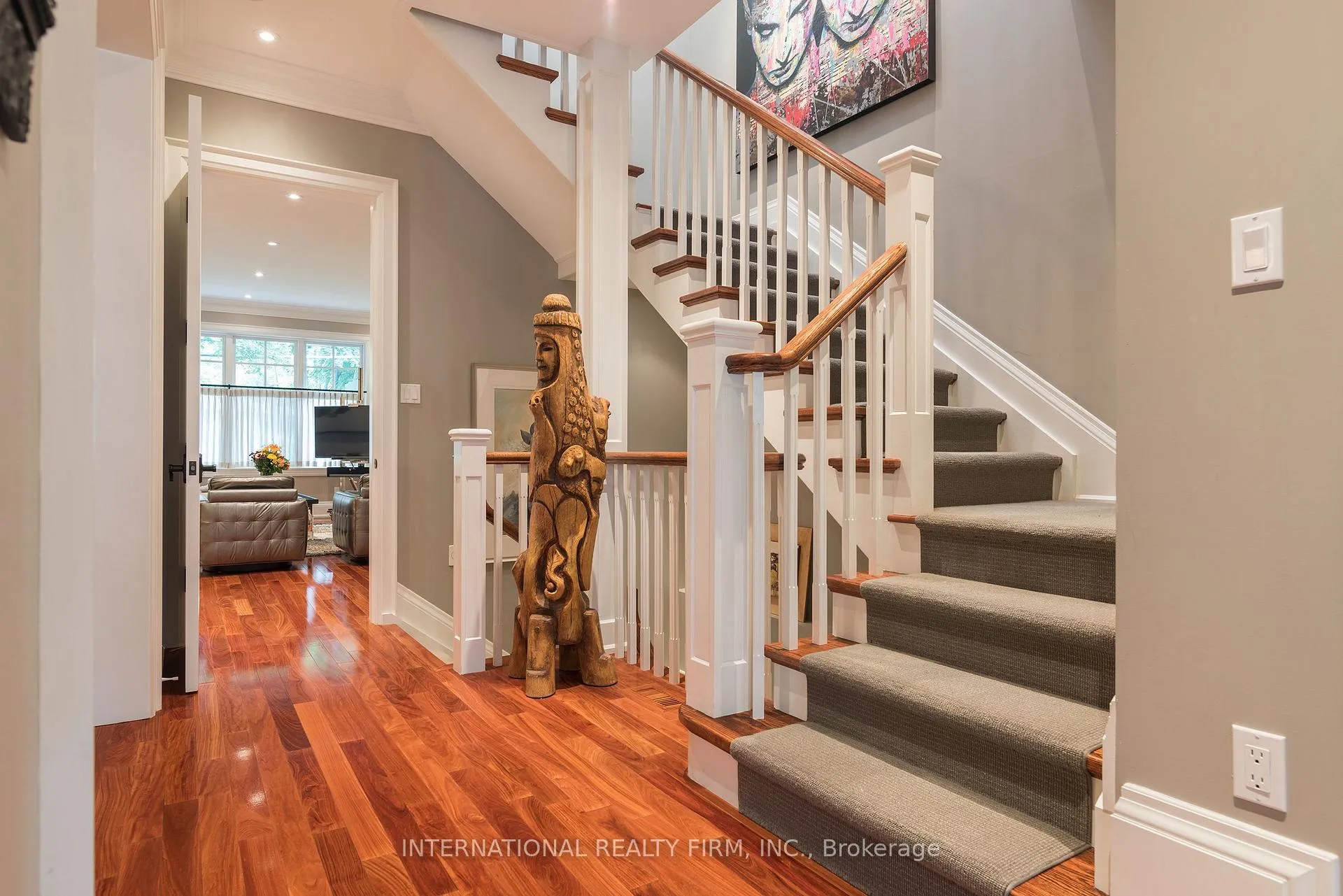 Photo 13 of 111 Hillsdale Avenue E, Toronto, Mount Pleasant West — HOMEH