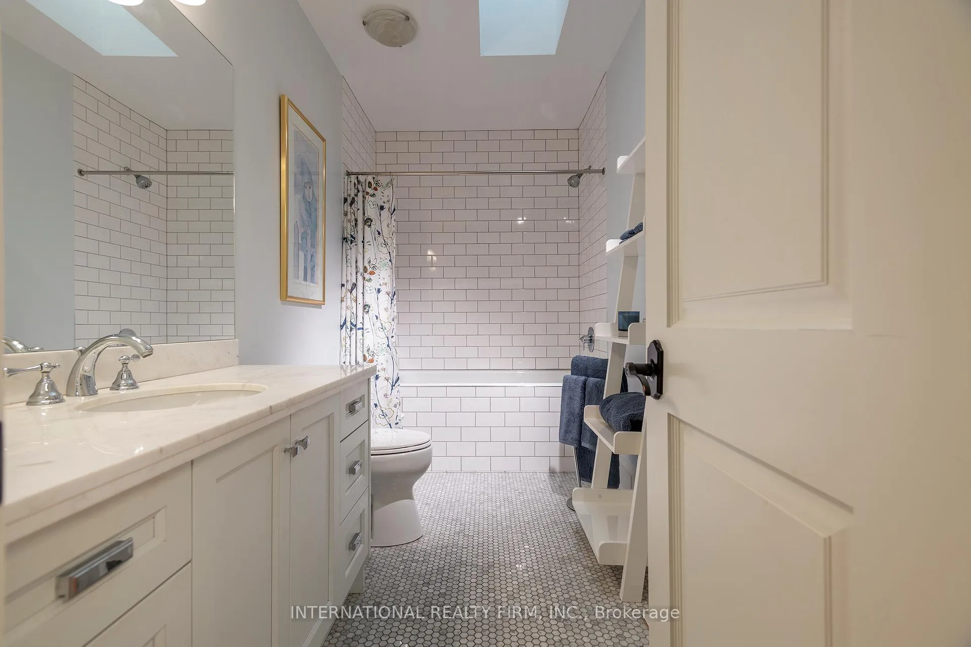 Photo 34 of 111 Hillsdale Avenue E, Toronto, Mount Pleasant West — HOMEH